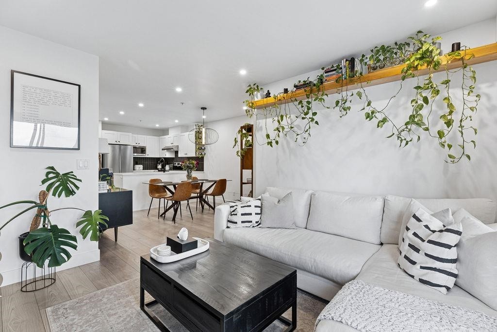 232-4550 Fraser Street, Vancouver, BC