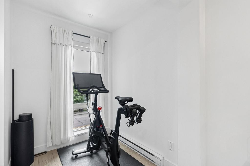 232-4550 Fraser Street, Vancouver, BC