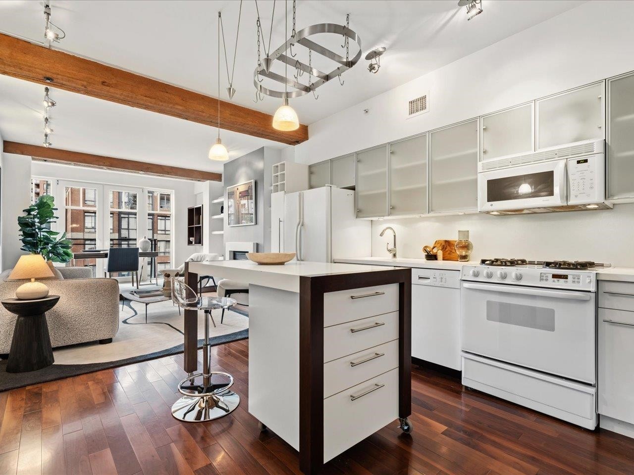 301-1275 Hamilton Street, Vancouver, BC