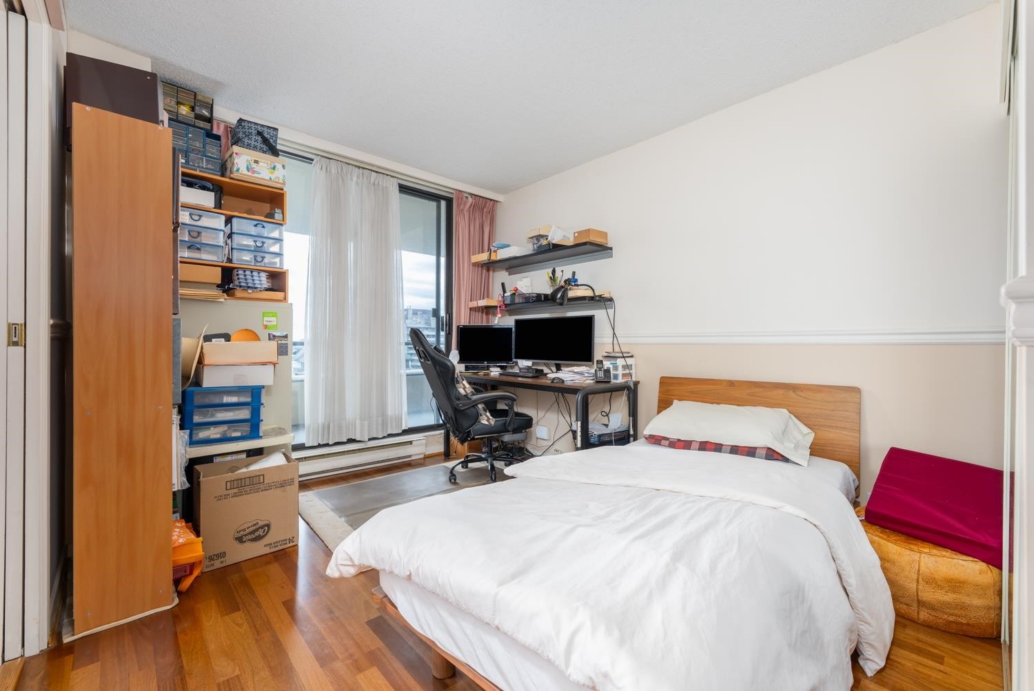 1601-6282 Kathleen Avenue, Burnaby, BC