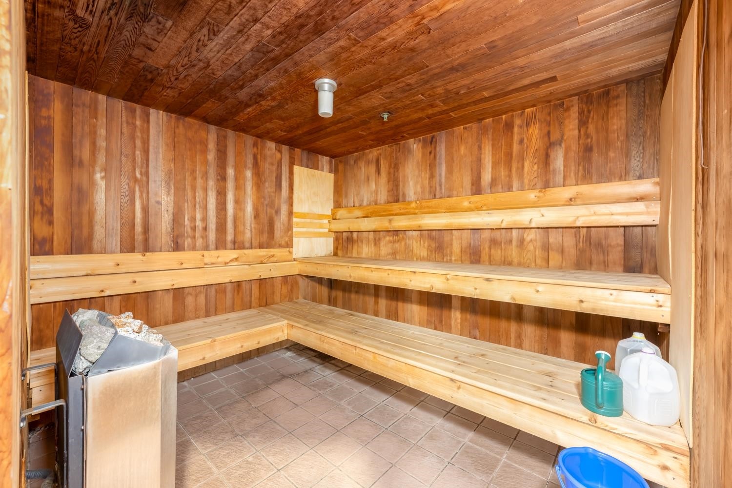 1601-6282 Kathleen Avenue, Burnaby, BC