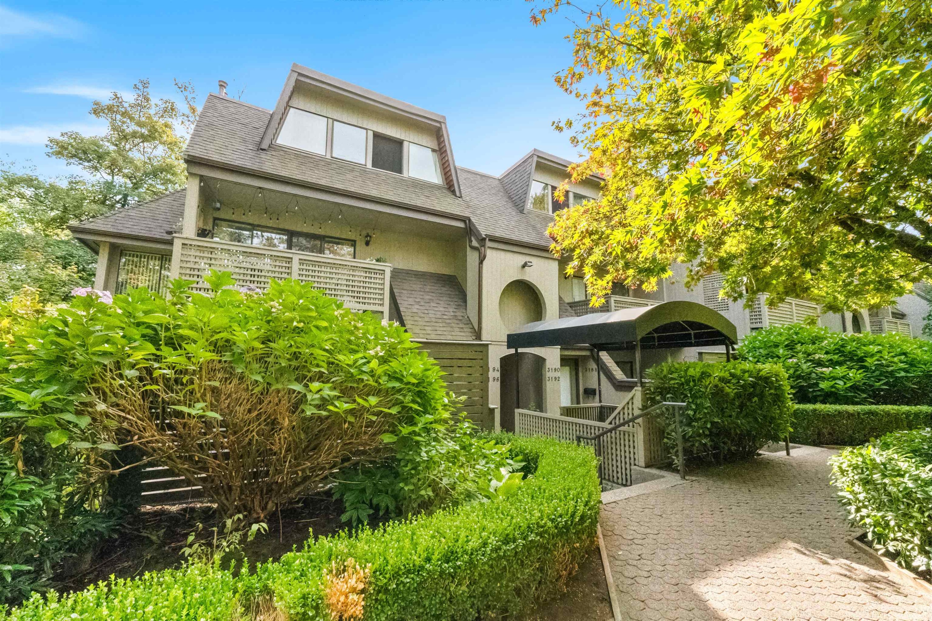 3192 Mountain Highway, North Vancouver, BC