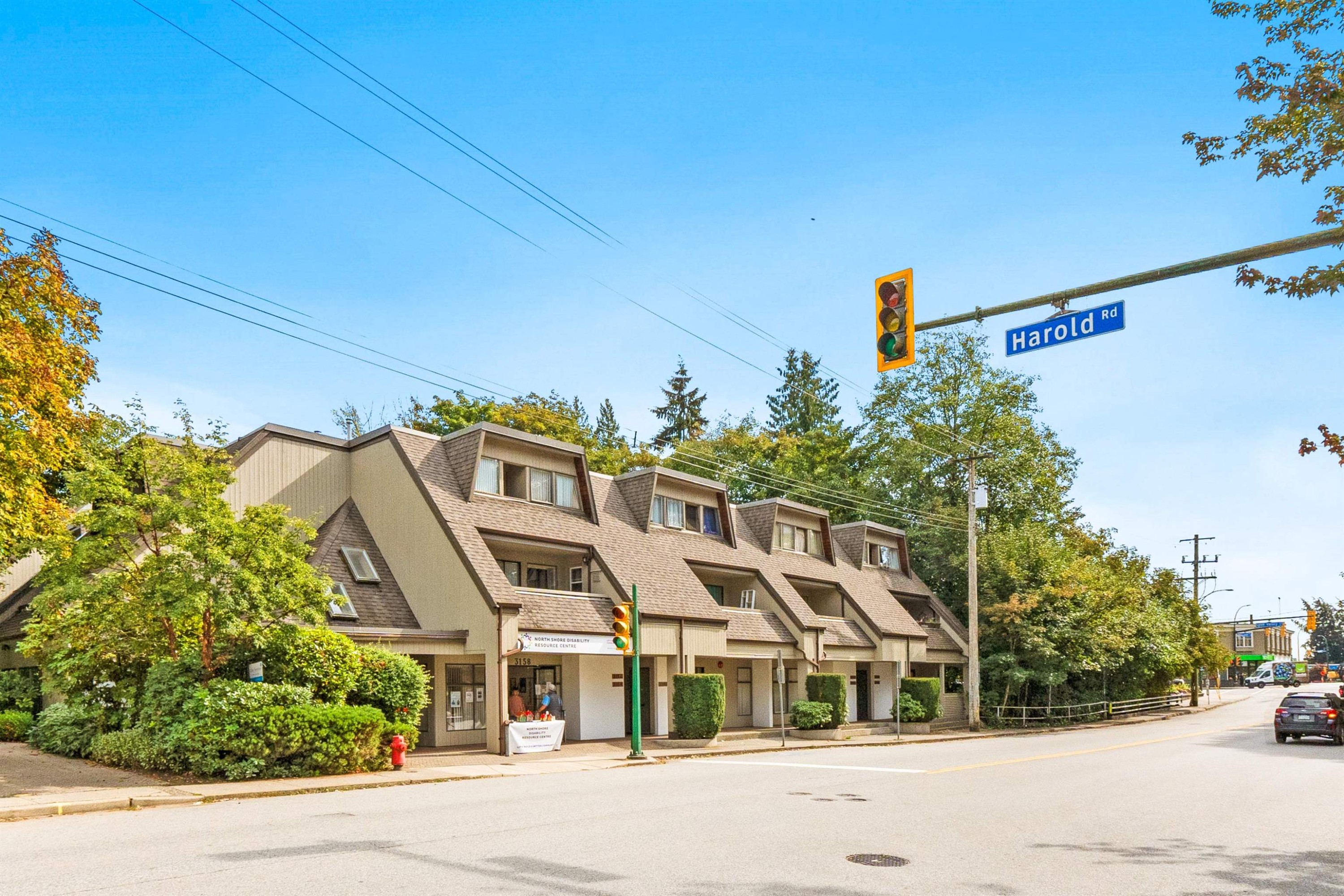 3192 Mountain Highway, North Vancouver, BC
