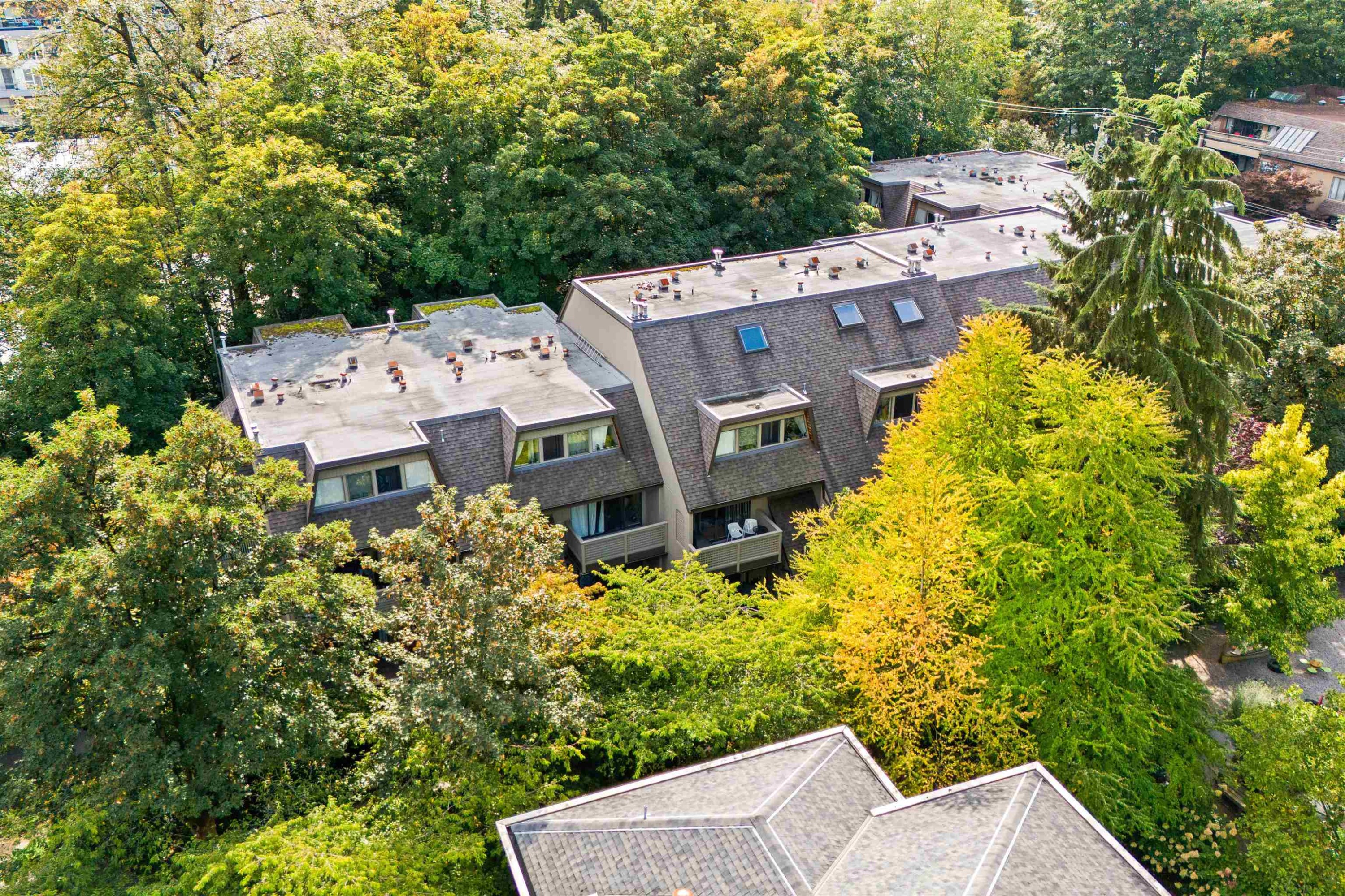 3192 Mountain Highway, North Vancouver, BC