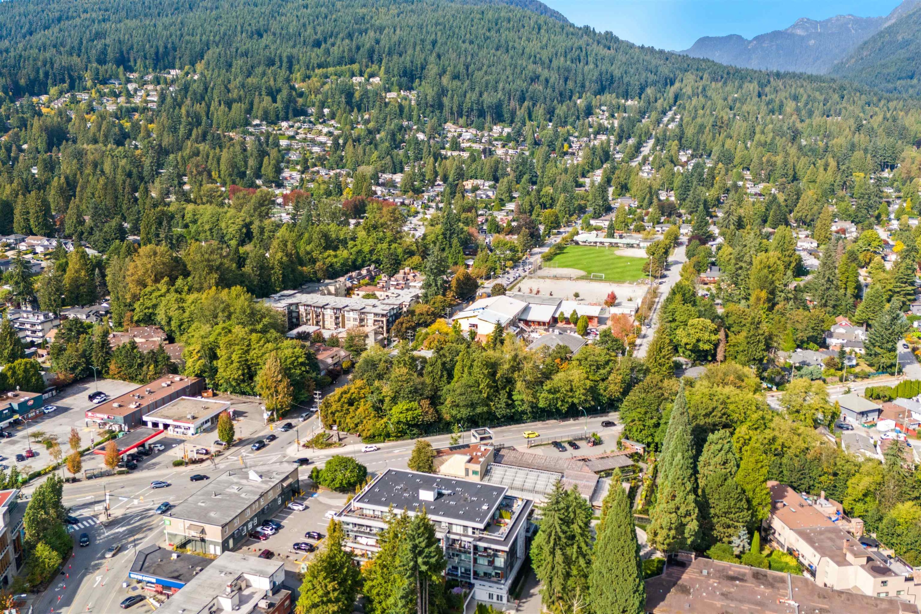 3192 Mountain Highway, North Vancouver, BC
