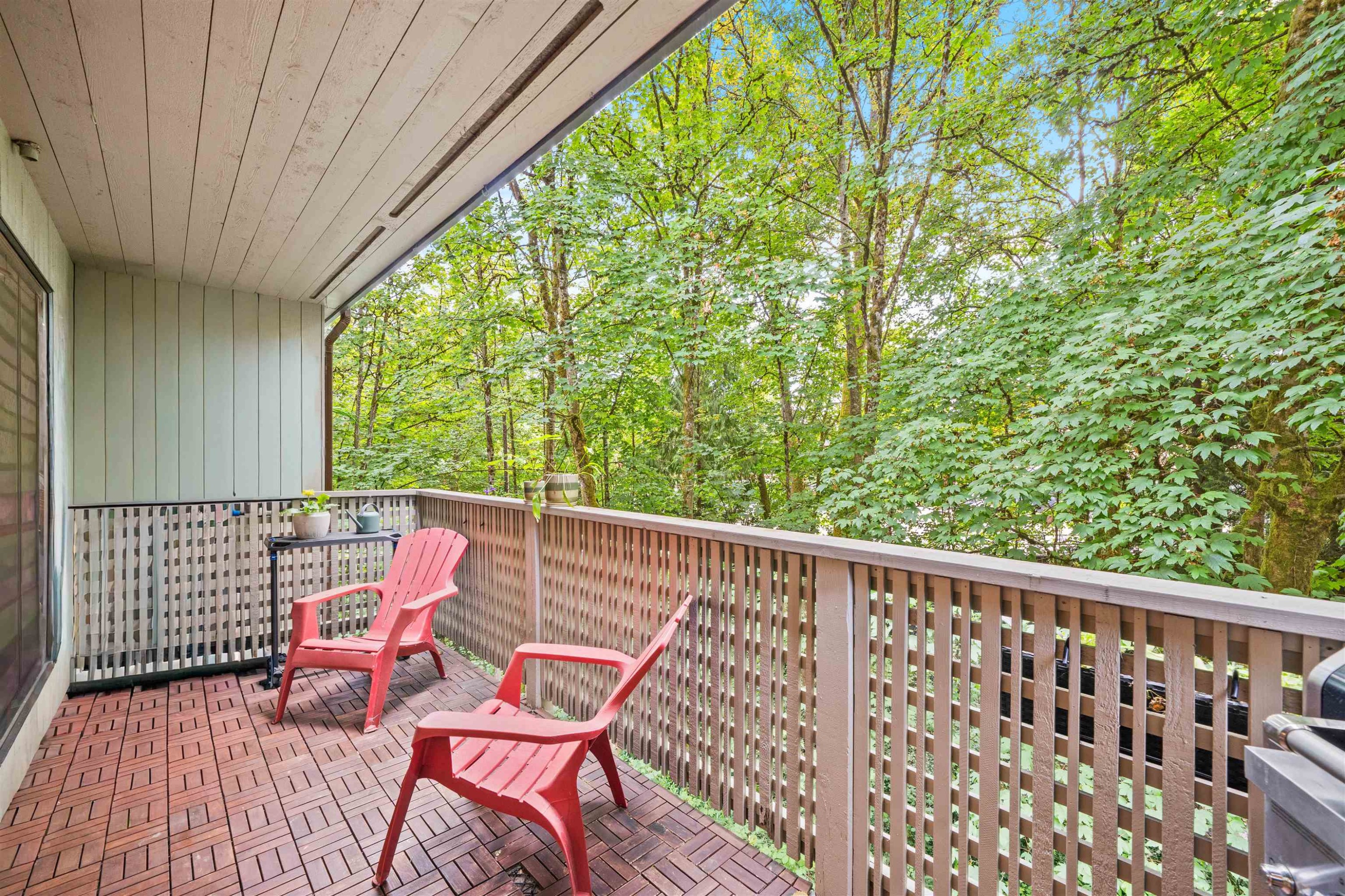 3192 Mountain Highway, North Vancouver, BC