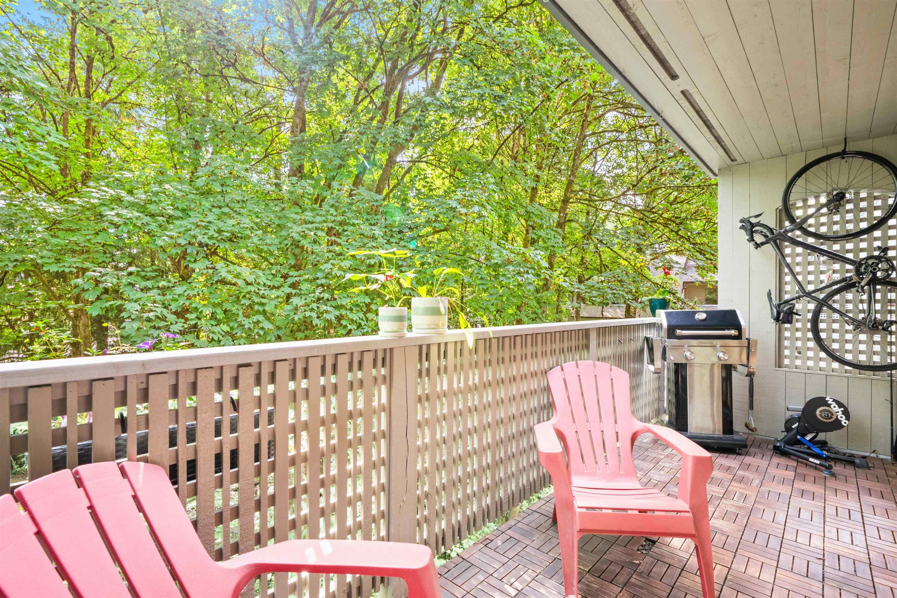 3192 Mountain Highway, North Vancouver, BC