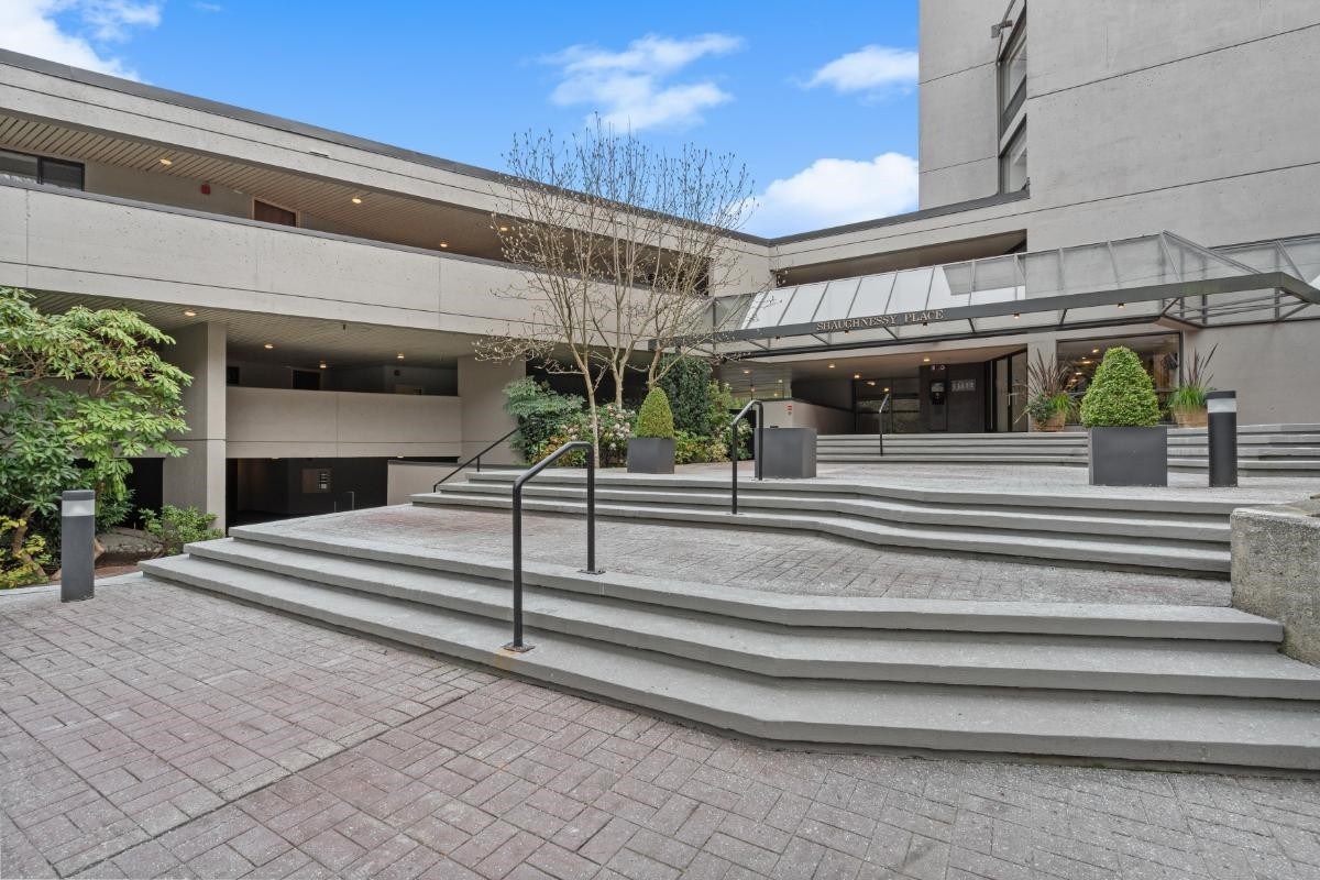 106-4900 Cartier Street, Vancouver, BC