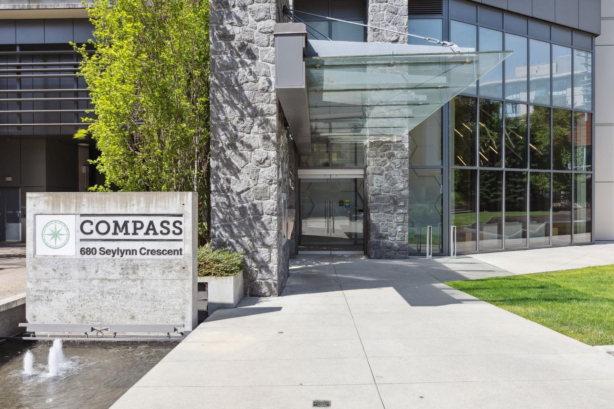 1608-680 Seylynn Crescent, North Vancouver, BC