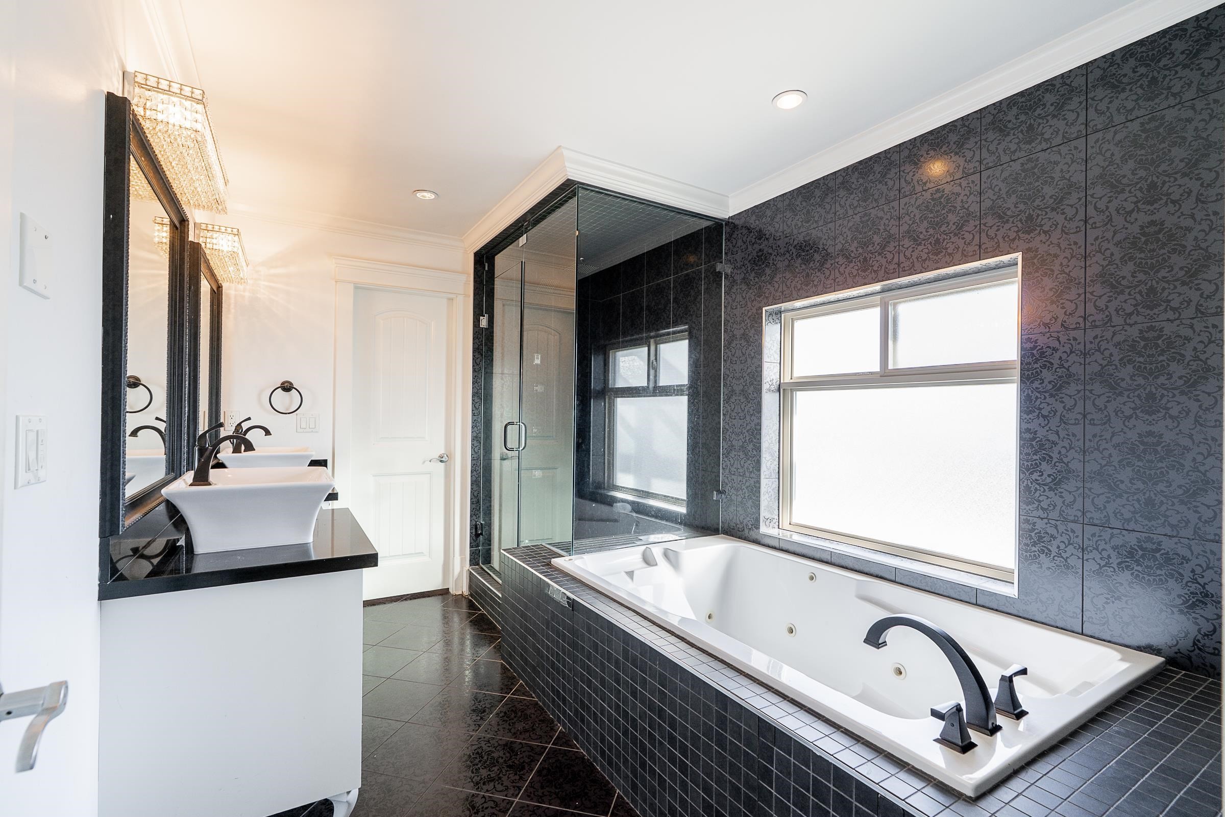 8588 Armstrong Avenue, Burnaby, BC