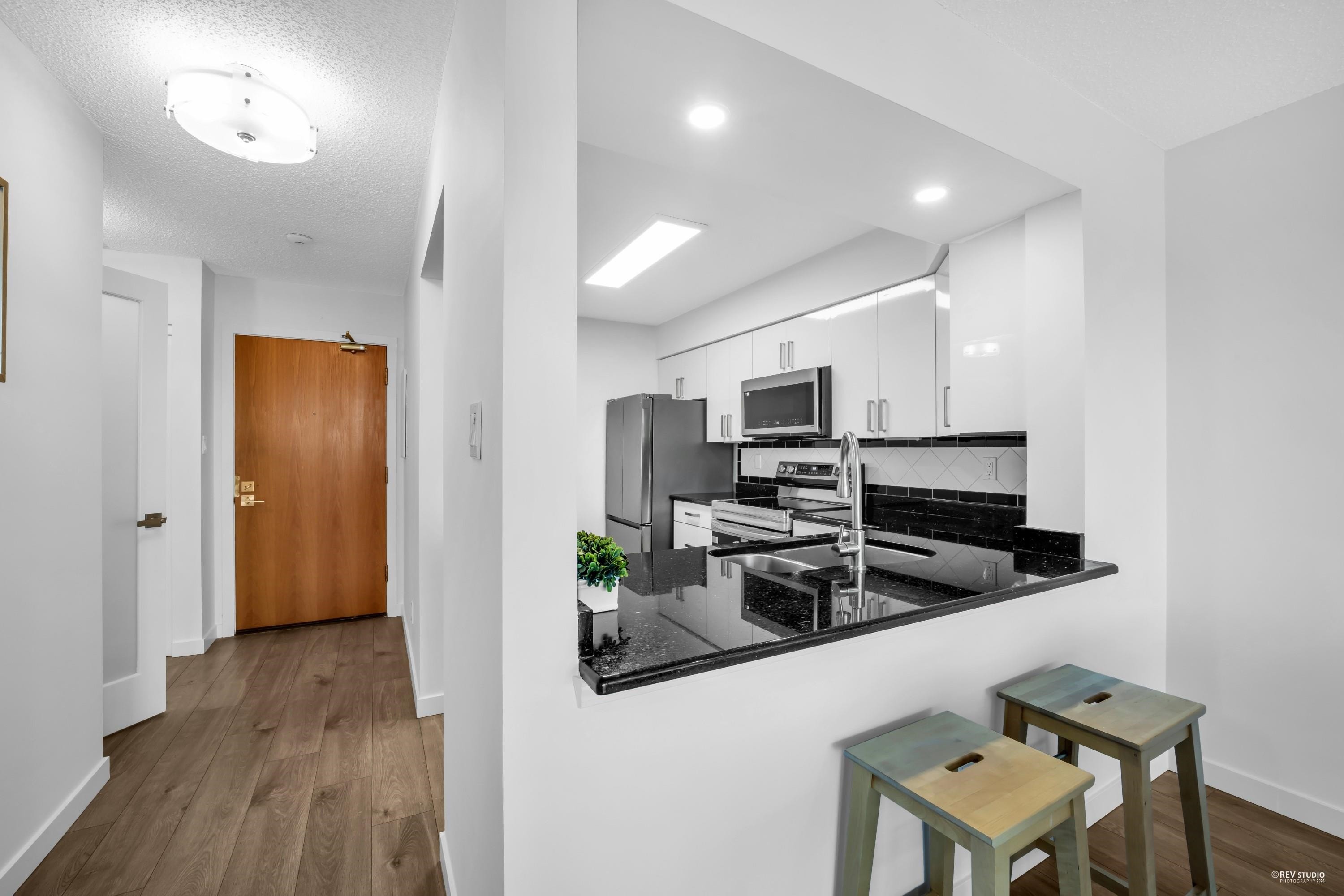 1904-6055 Nelson Avenue, Burnaby, BC