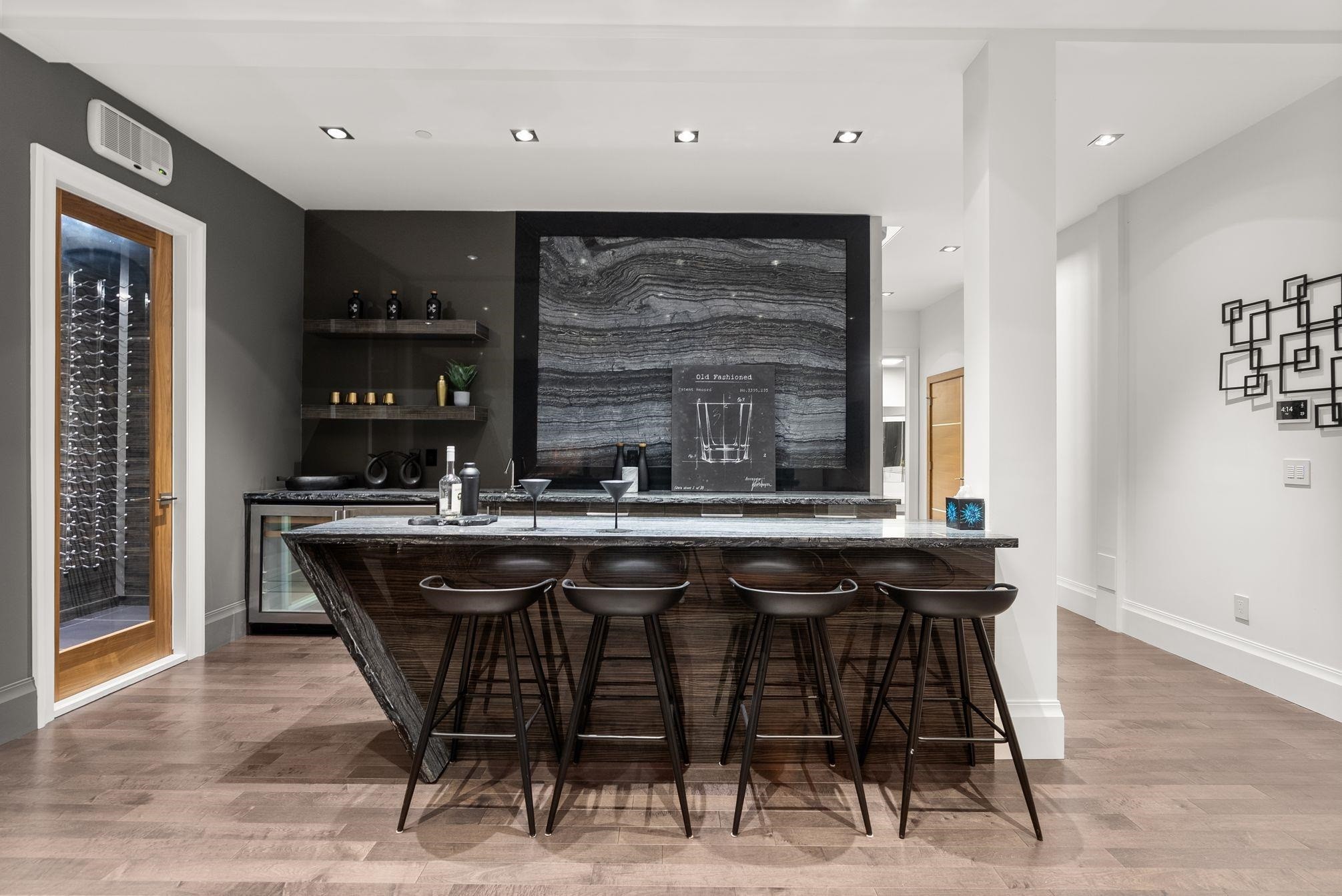 1265 Queens Avenue, West Vancouver, BC