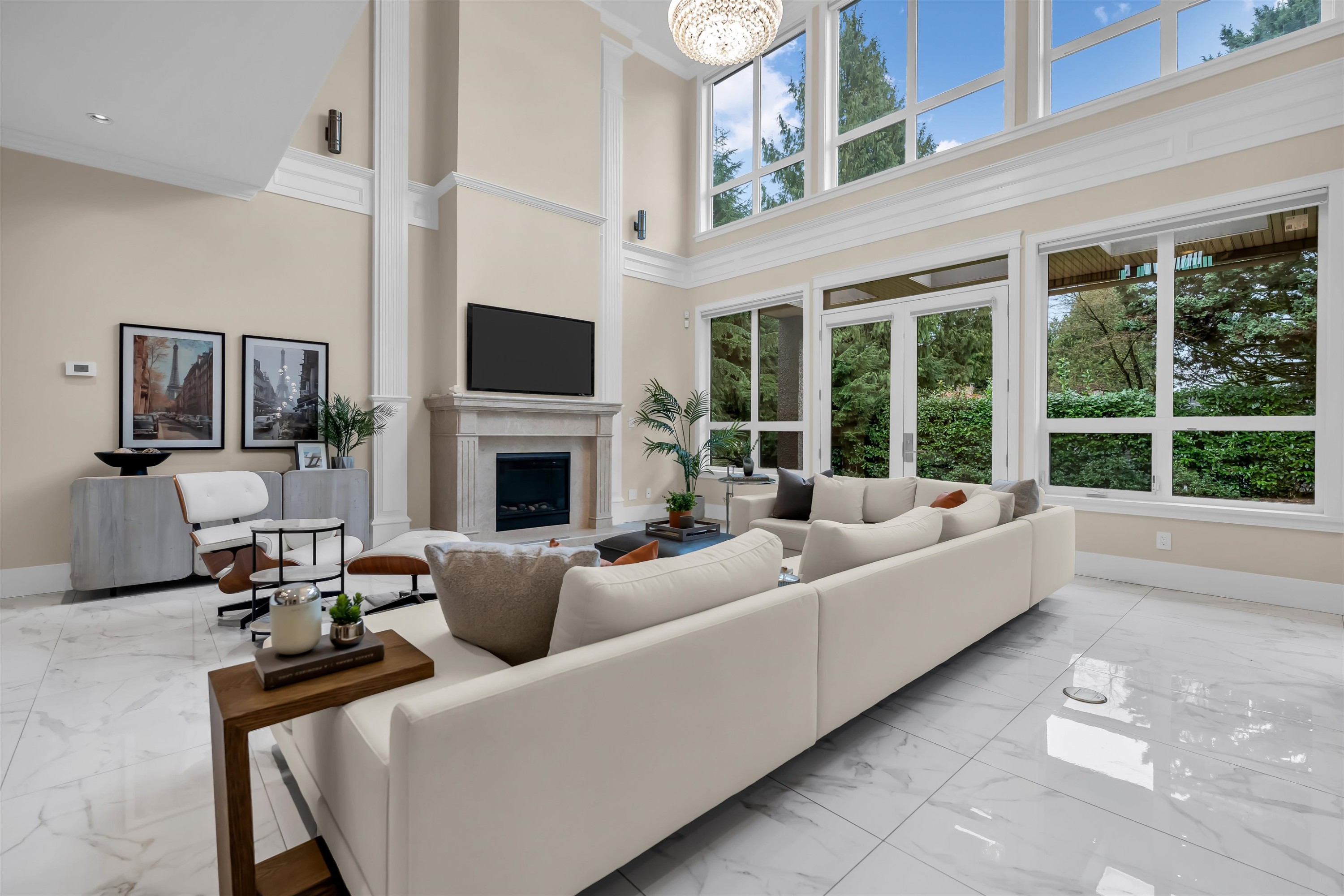 8168 Hunter Street, Burnaby, BC