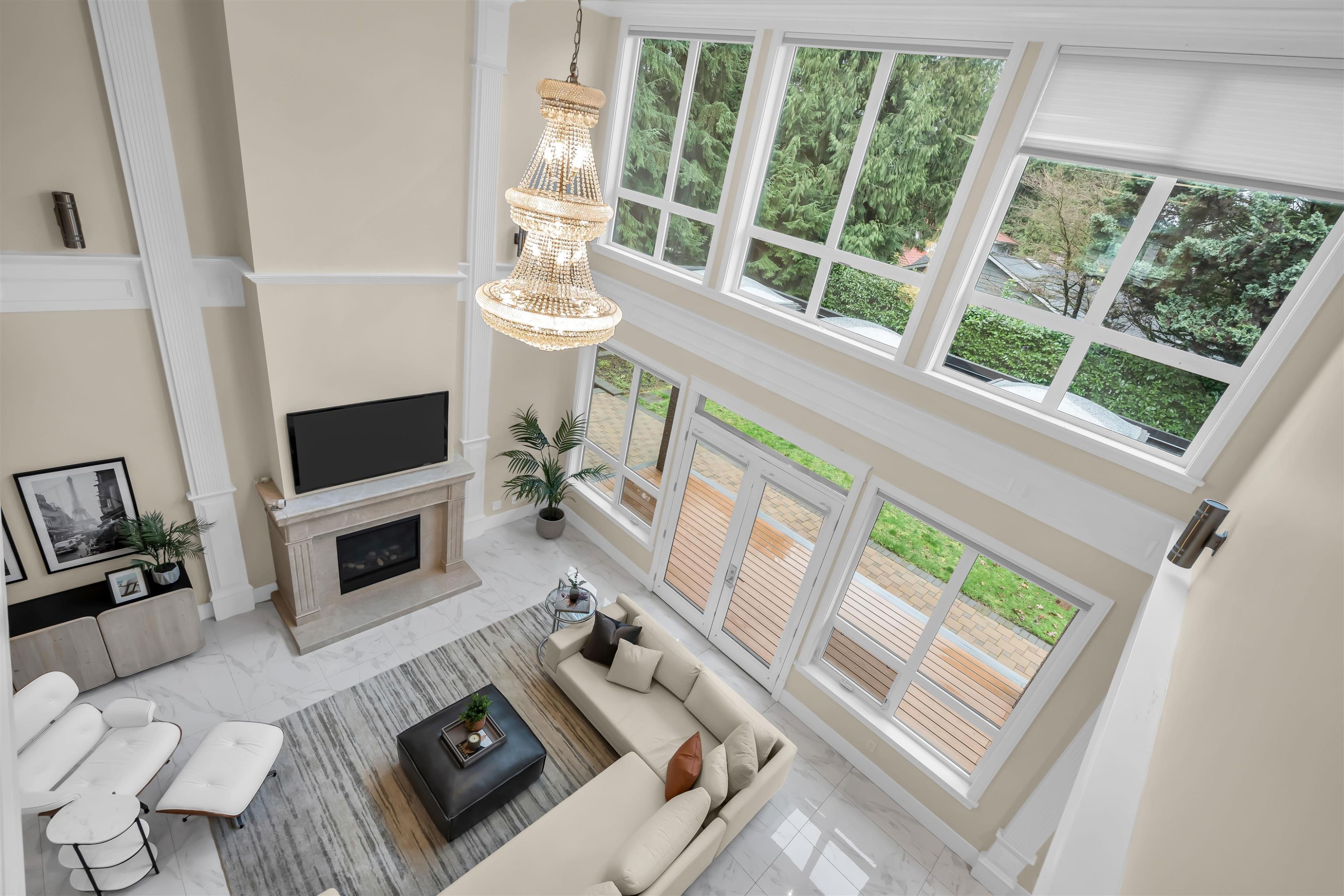 8168 Hunter Street, Burnaby, BC