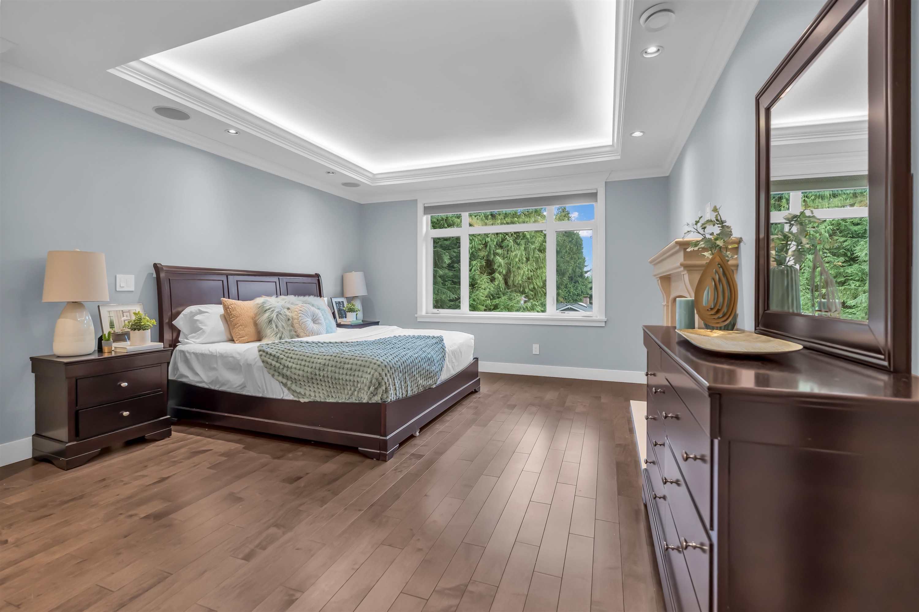 8168 Hunter Street, Burnaby, BC