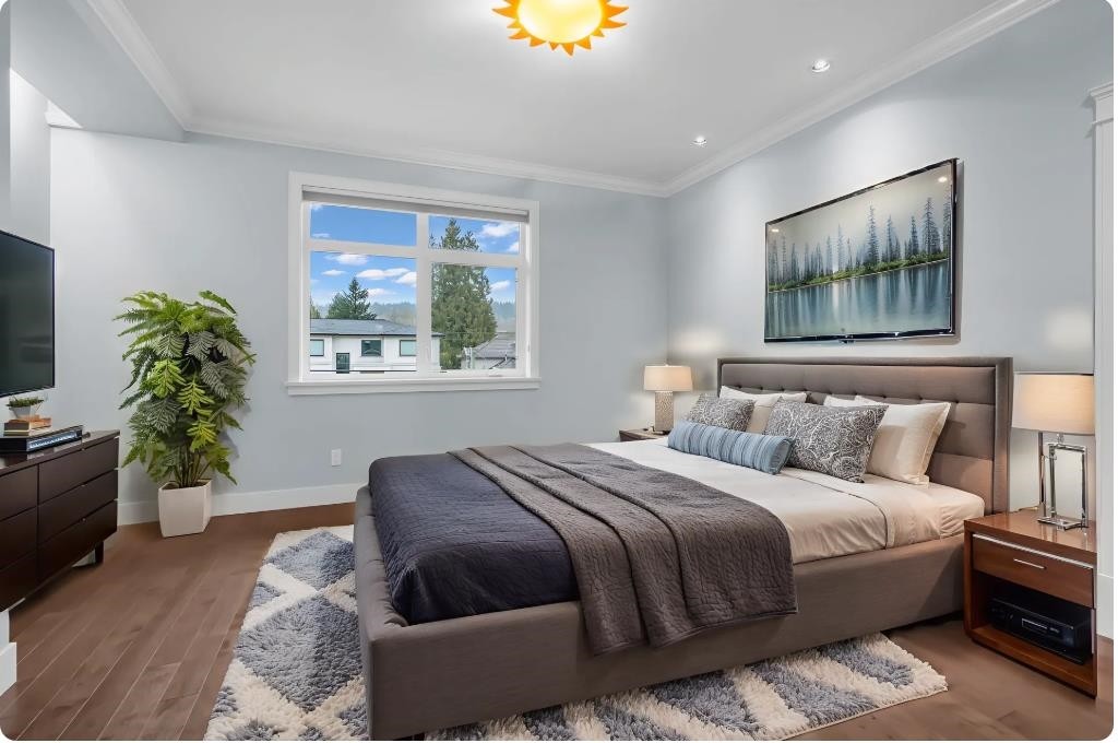 8168 Hunter Street, Burnaby, BC