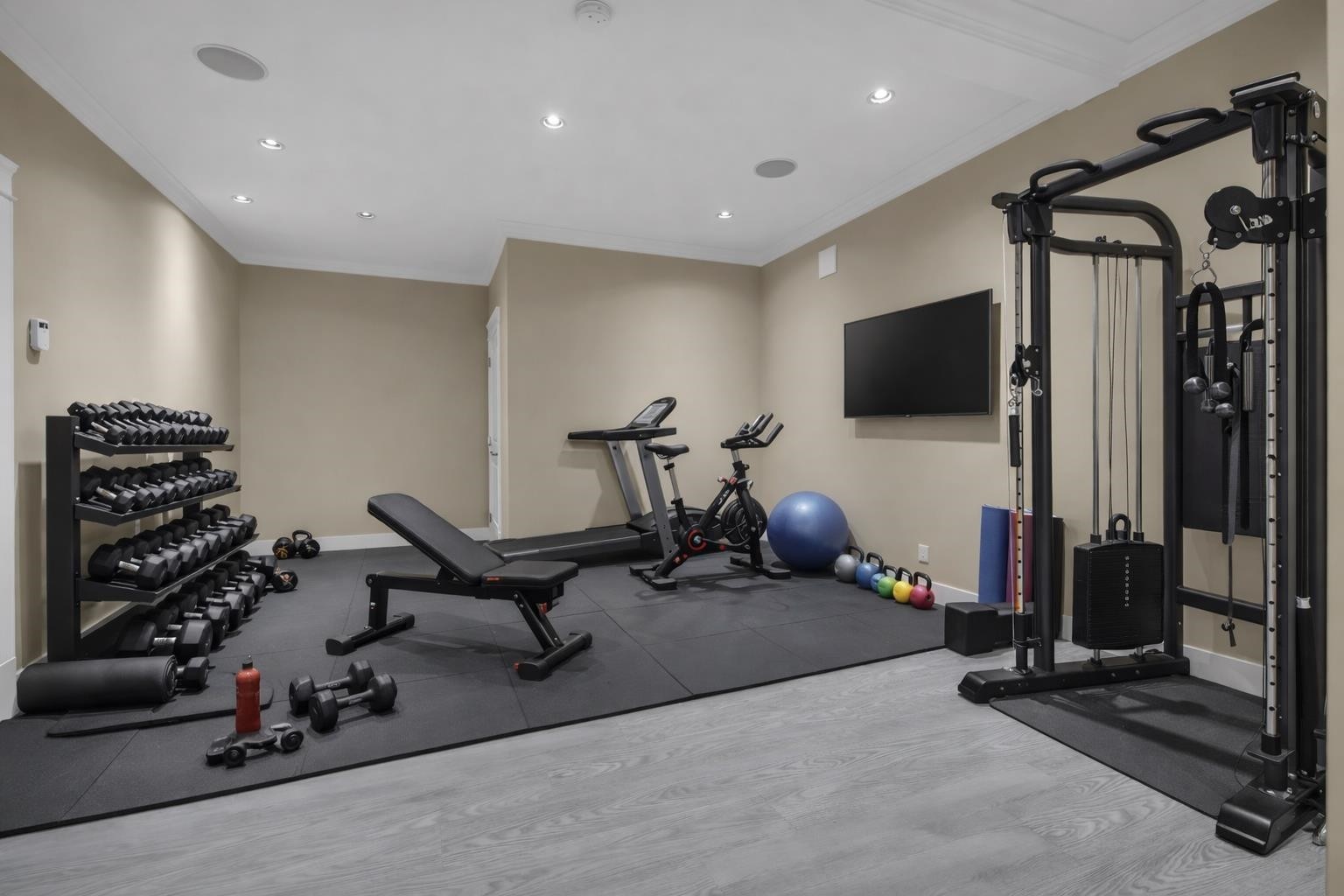 8168 Hunter Street, Burnaby, BC