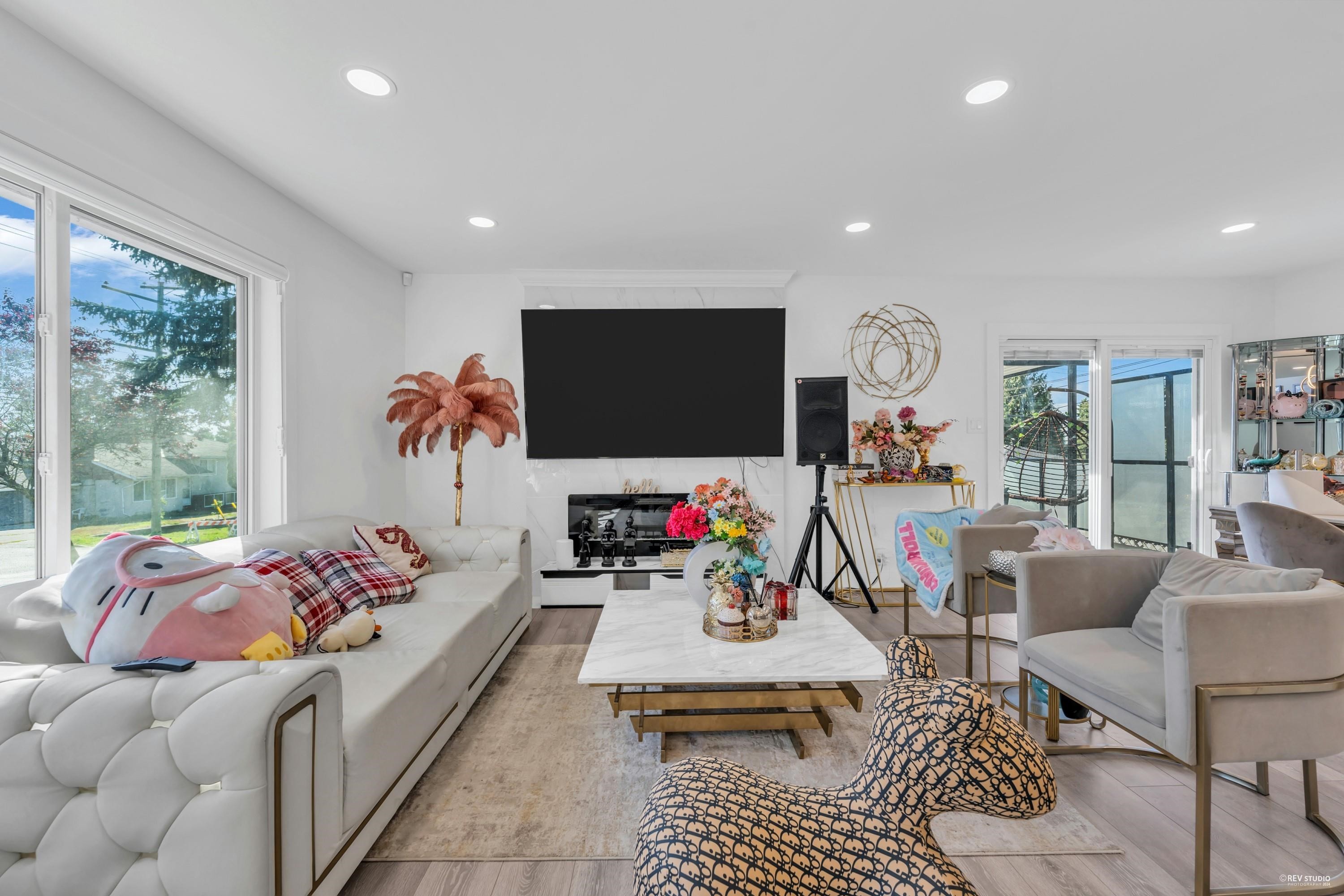 8025 Borden Street, Vancouver, BC