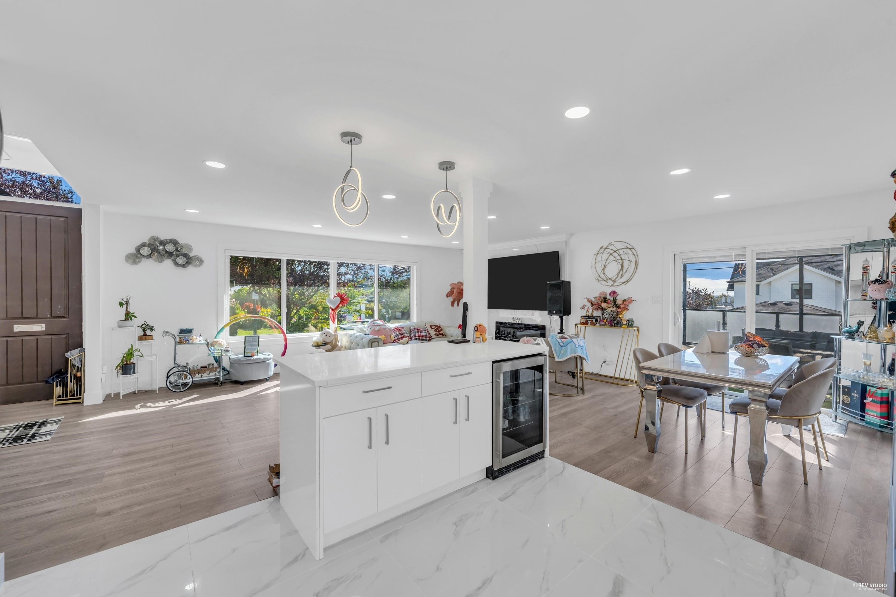 8025 Borden Street, Vancouver, BC