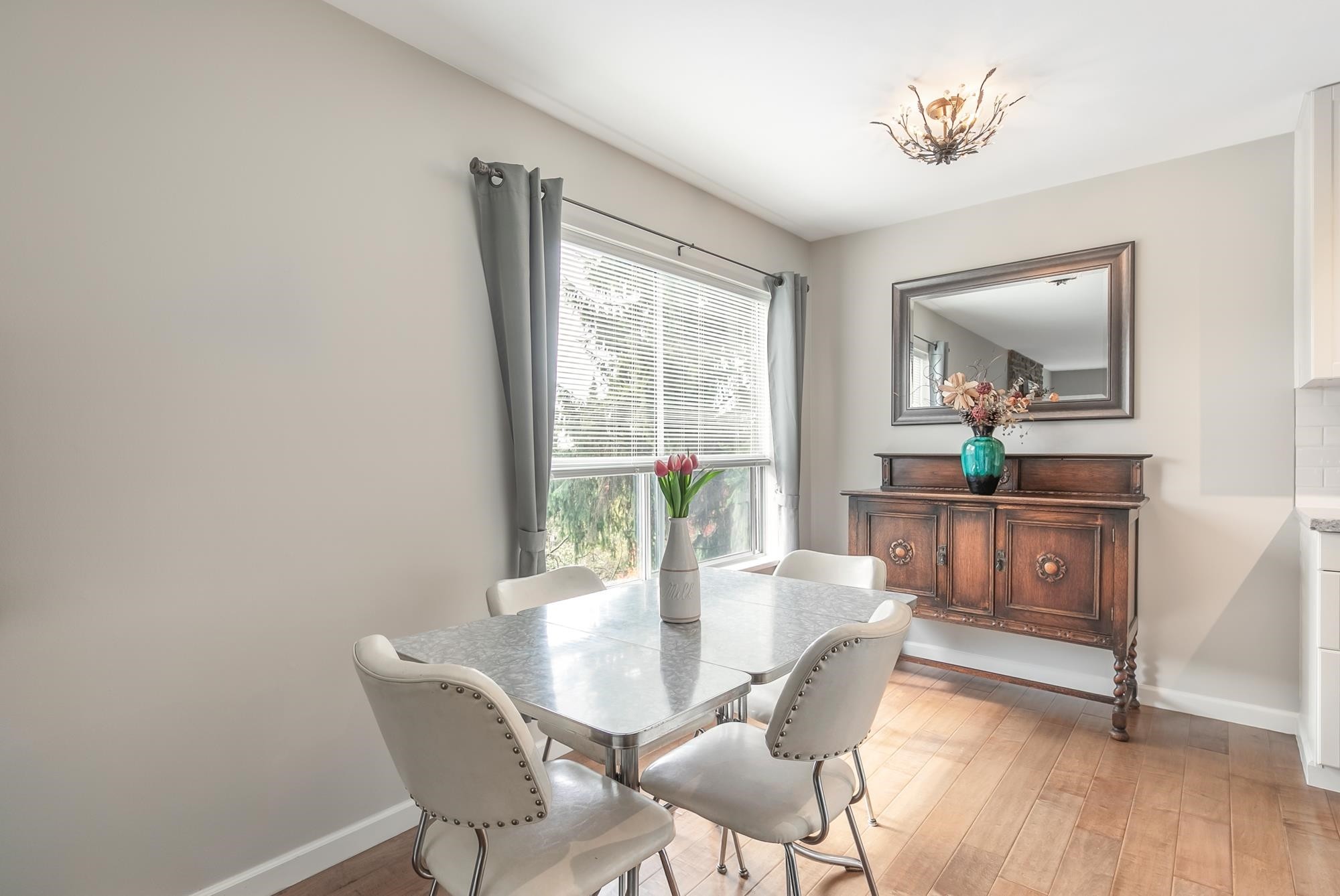 213-230 Mowat Street, New Westminster, BC