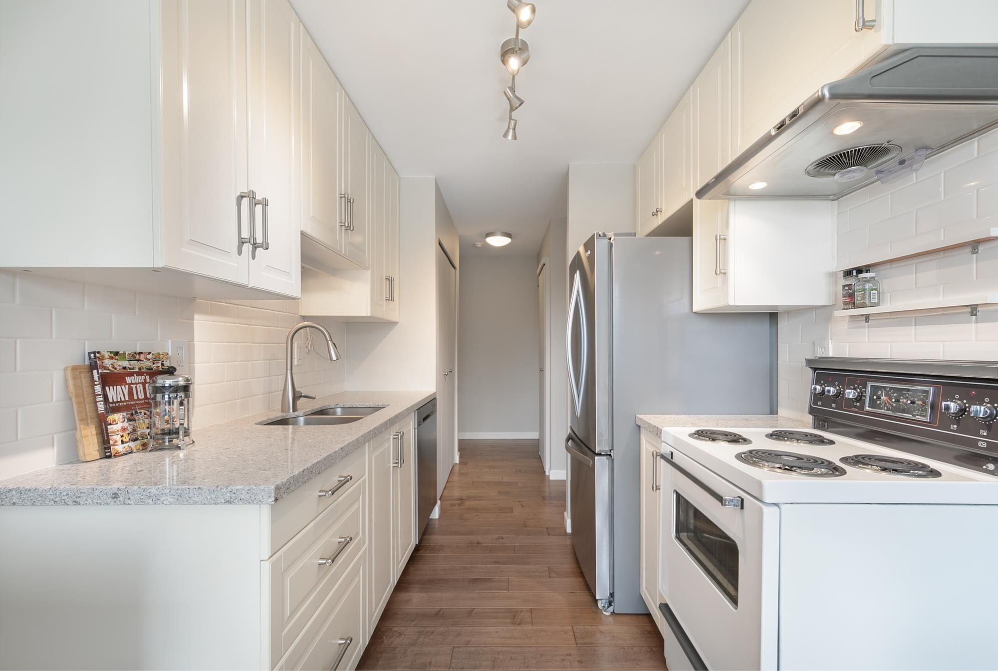 213-230 Mowat Street, New Westminster, BC