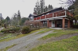 631 Wyngaert Road Gibsons, BC V0N 1V9