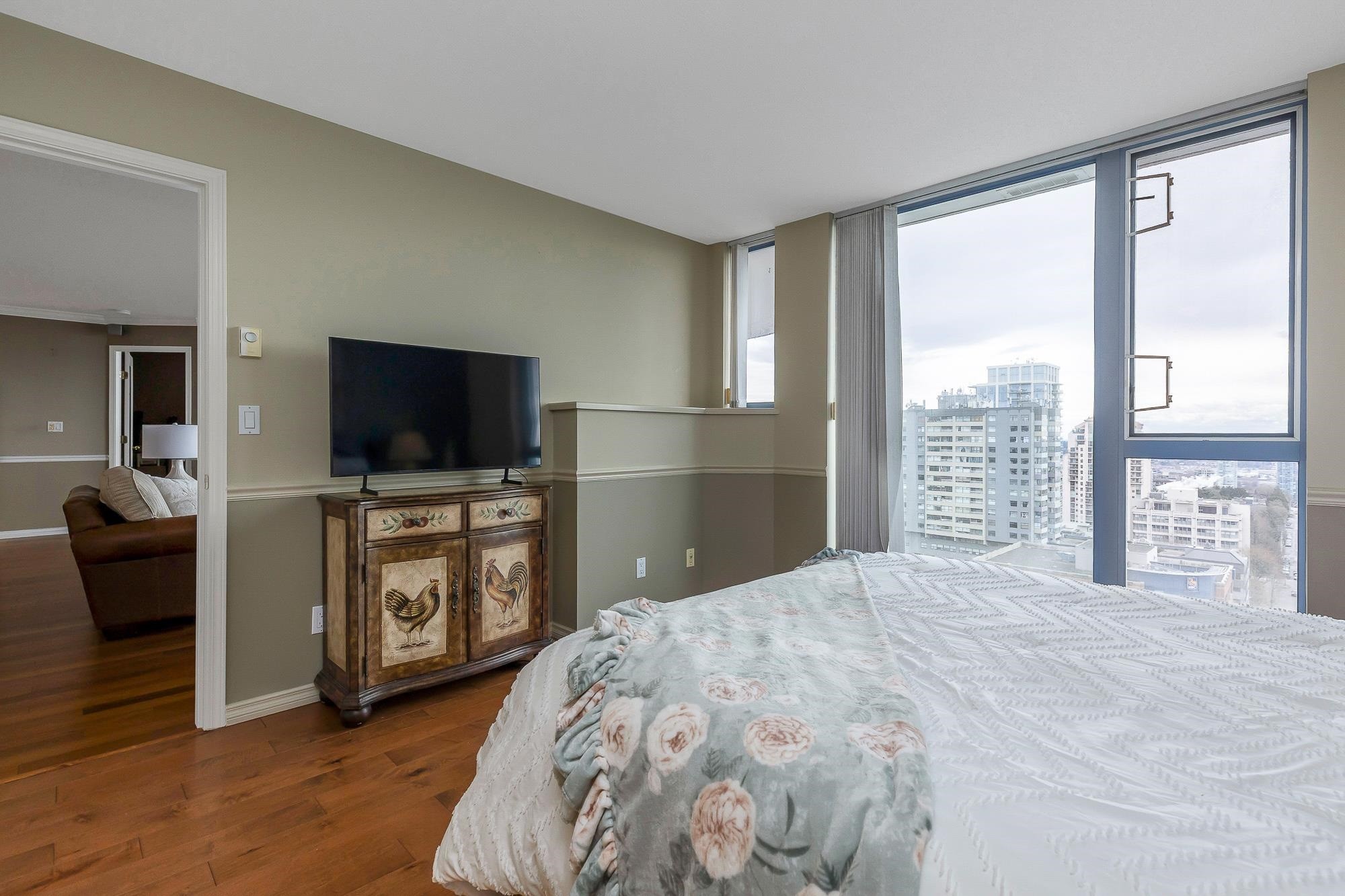 1904-719 Princess Street, New Westminster, BC