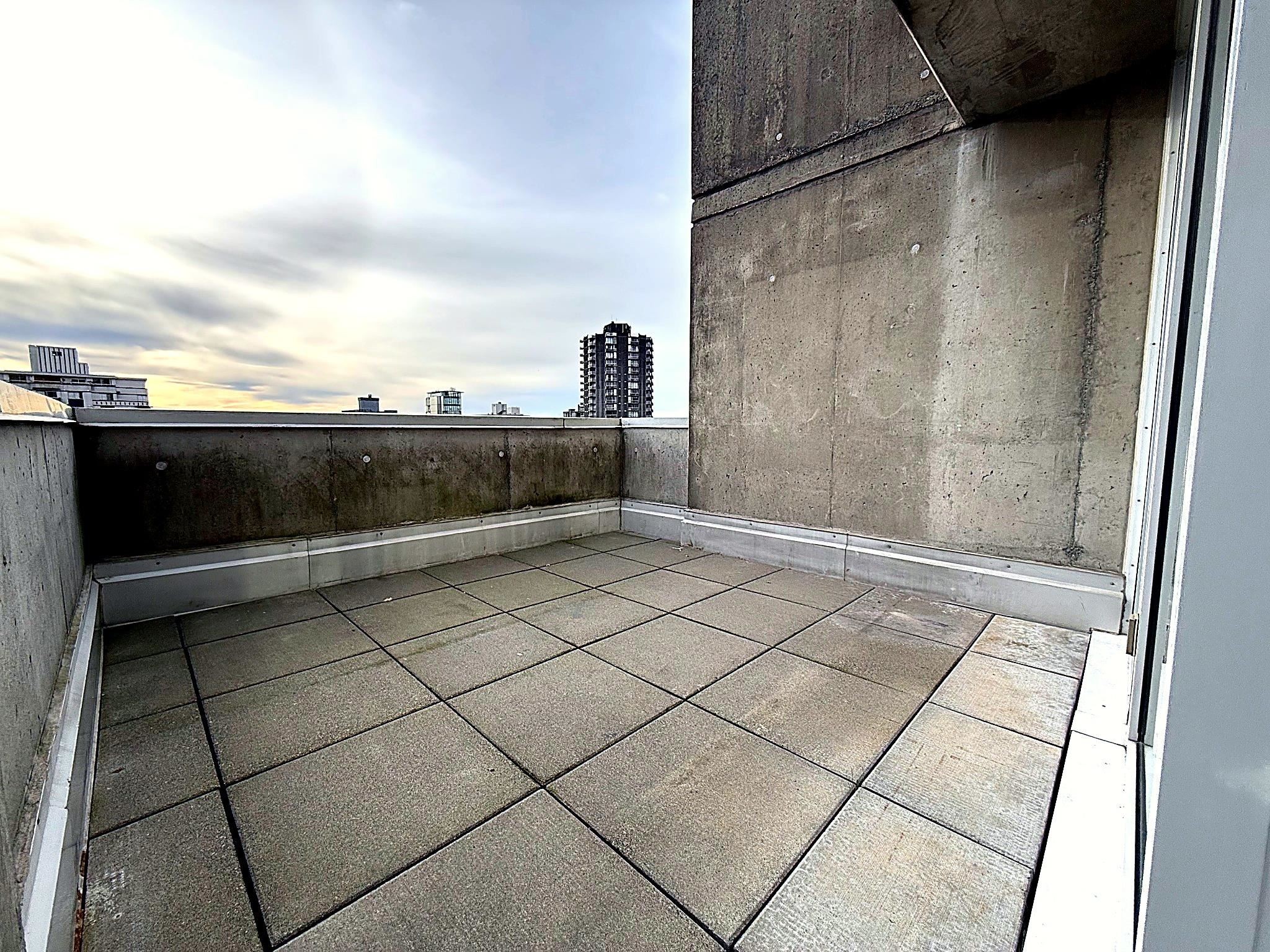 802-1150 Bute Street, Vancouver, BC