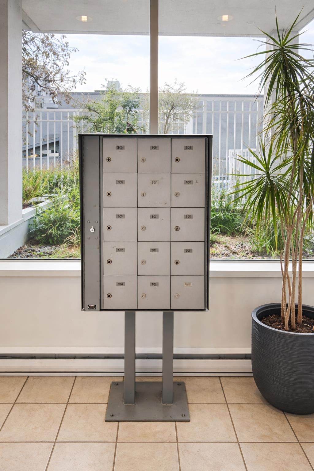 802-1150 Bute Street, Vancouver, BC