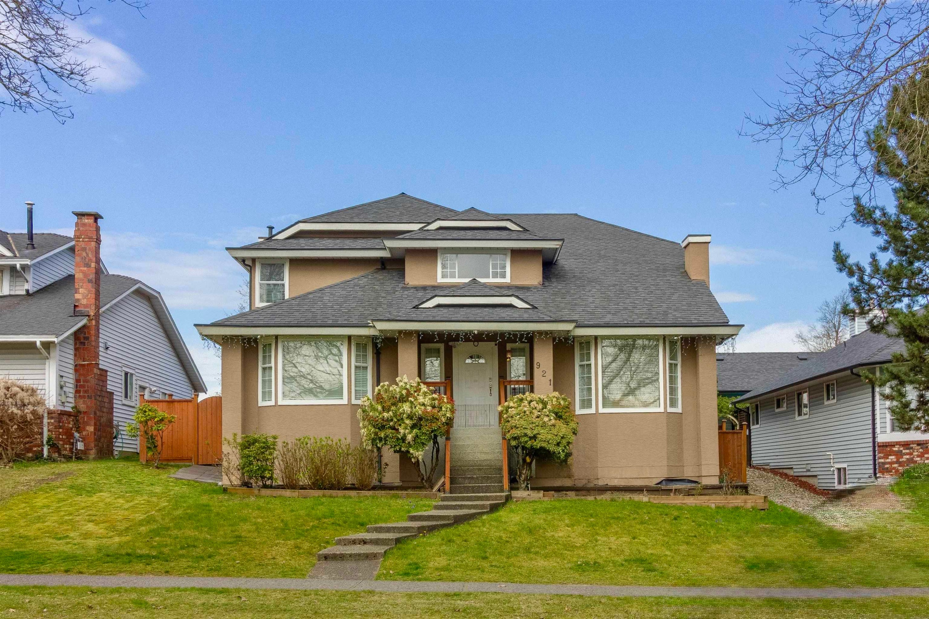 921 Citadel Drive, Port Coquitlam, BC