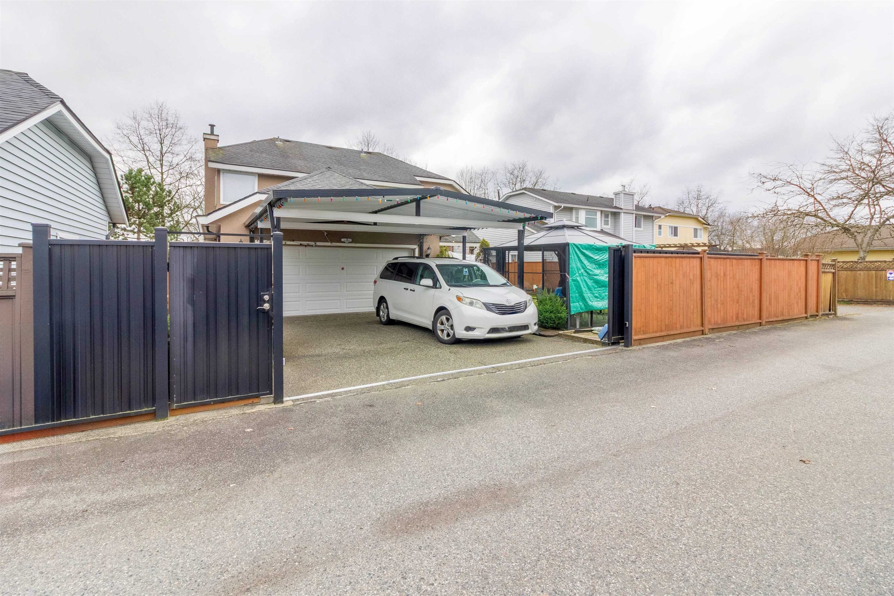 921 Citadel Drive, Port Coquitlam, BC