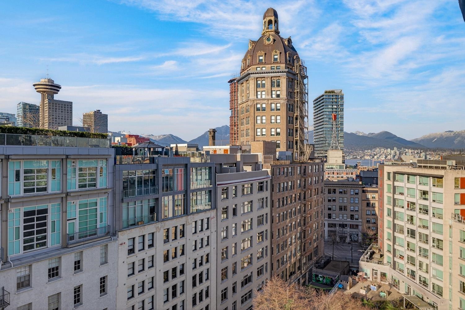 1201-183 Keefer Place, Vancouver, BC