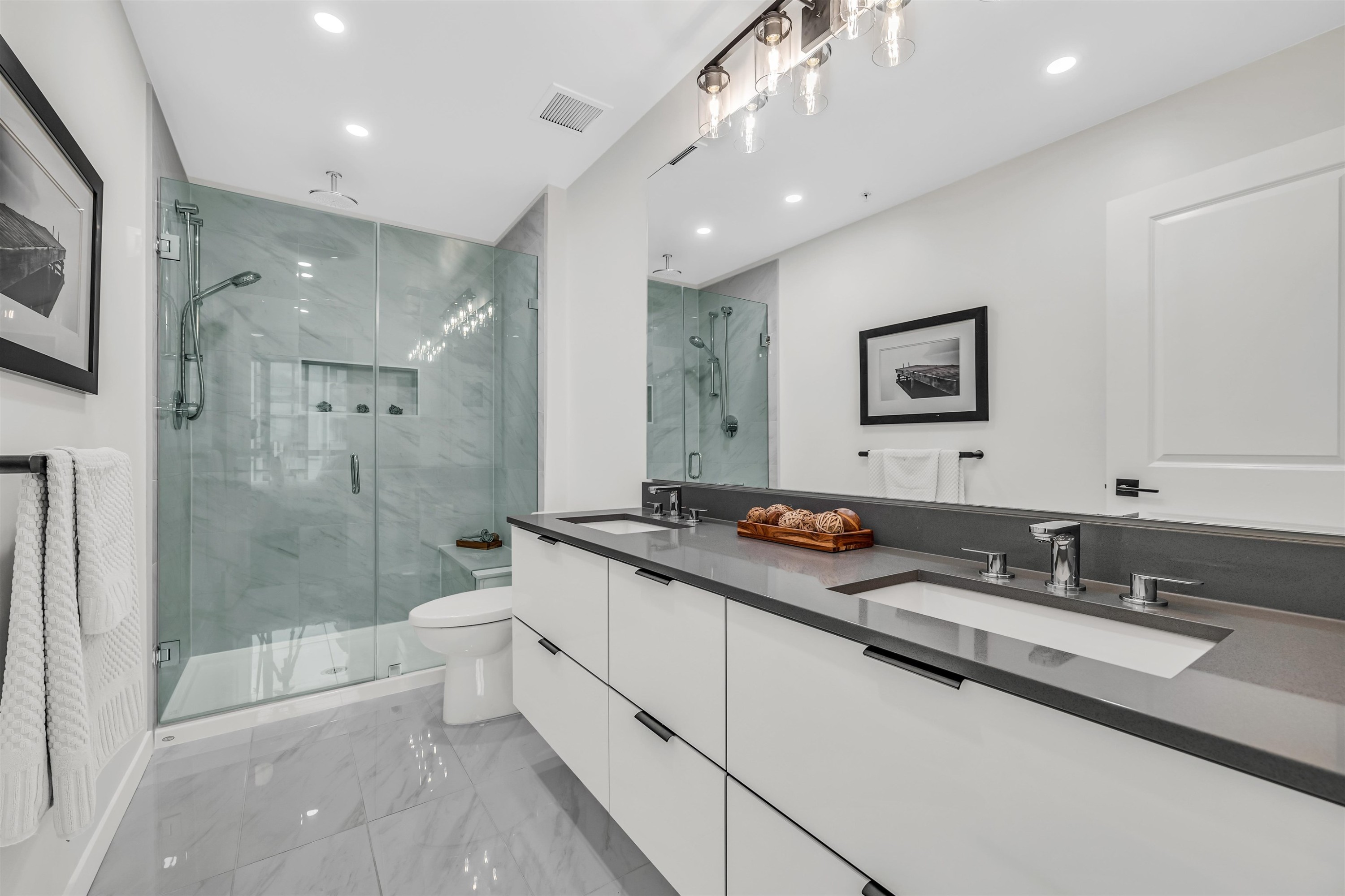 404-2632 Library Lane, North Vancouver, BC