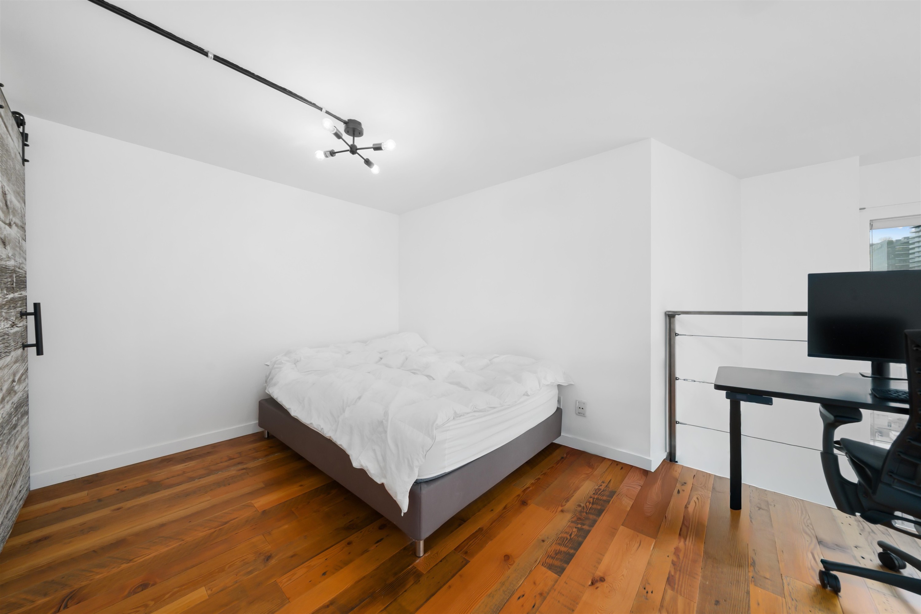 1012-933 Seymour Street, Vancouver, BC