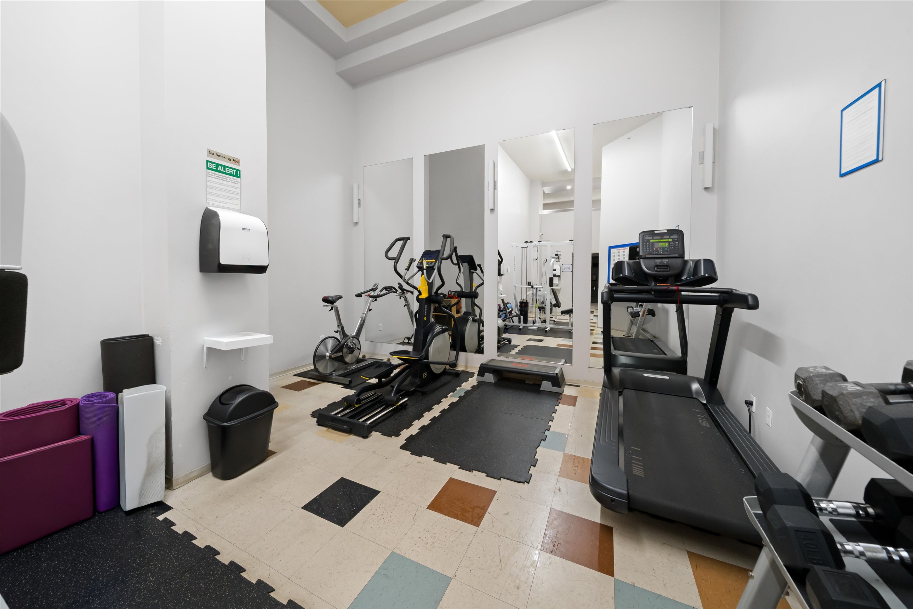 1012-933 Seymour Street, Vancouver, BC