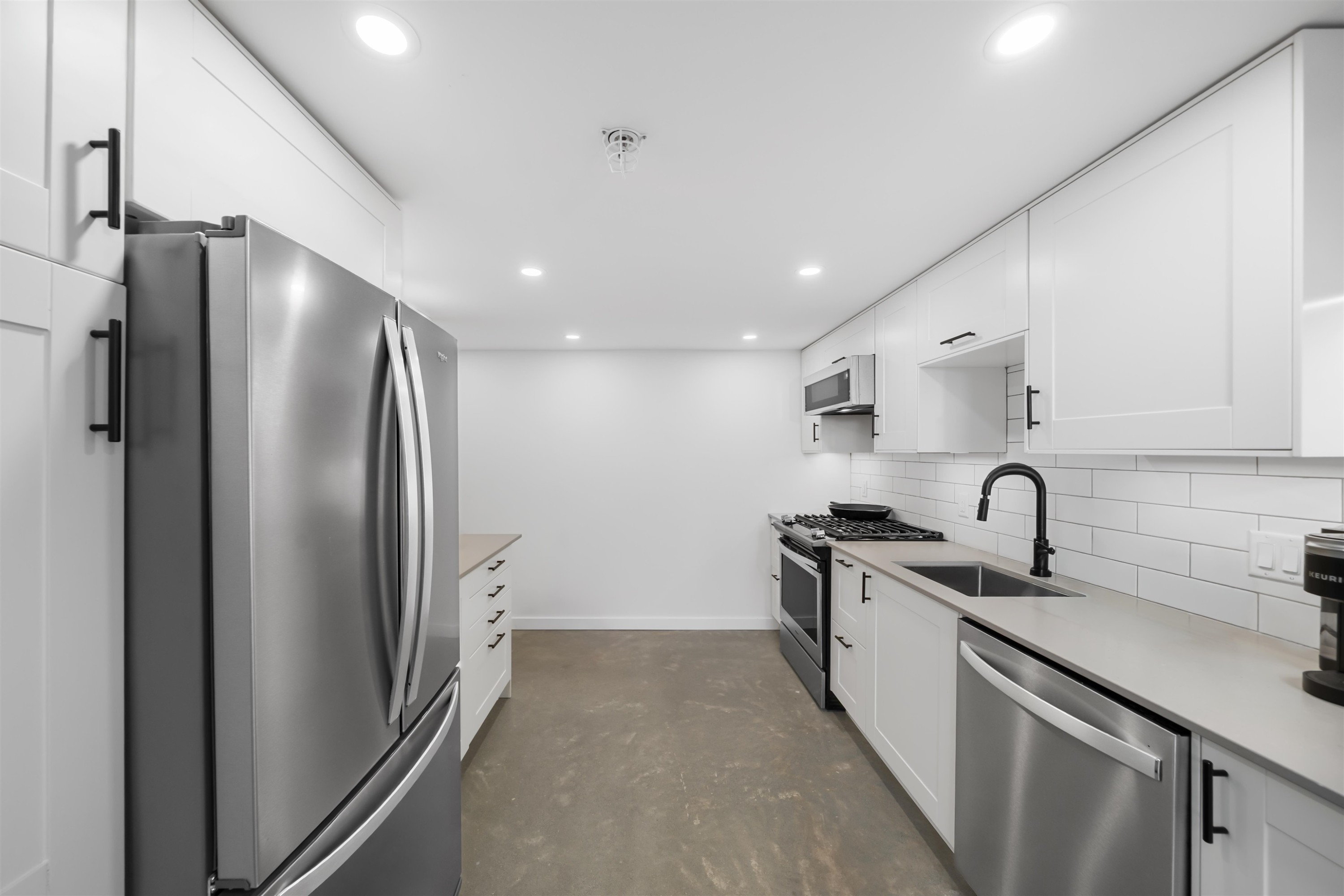 1012-933 Seymour Street, Vancouver, BC