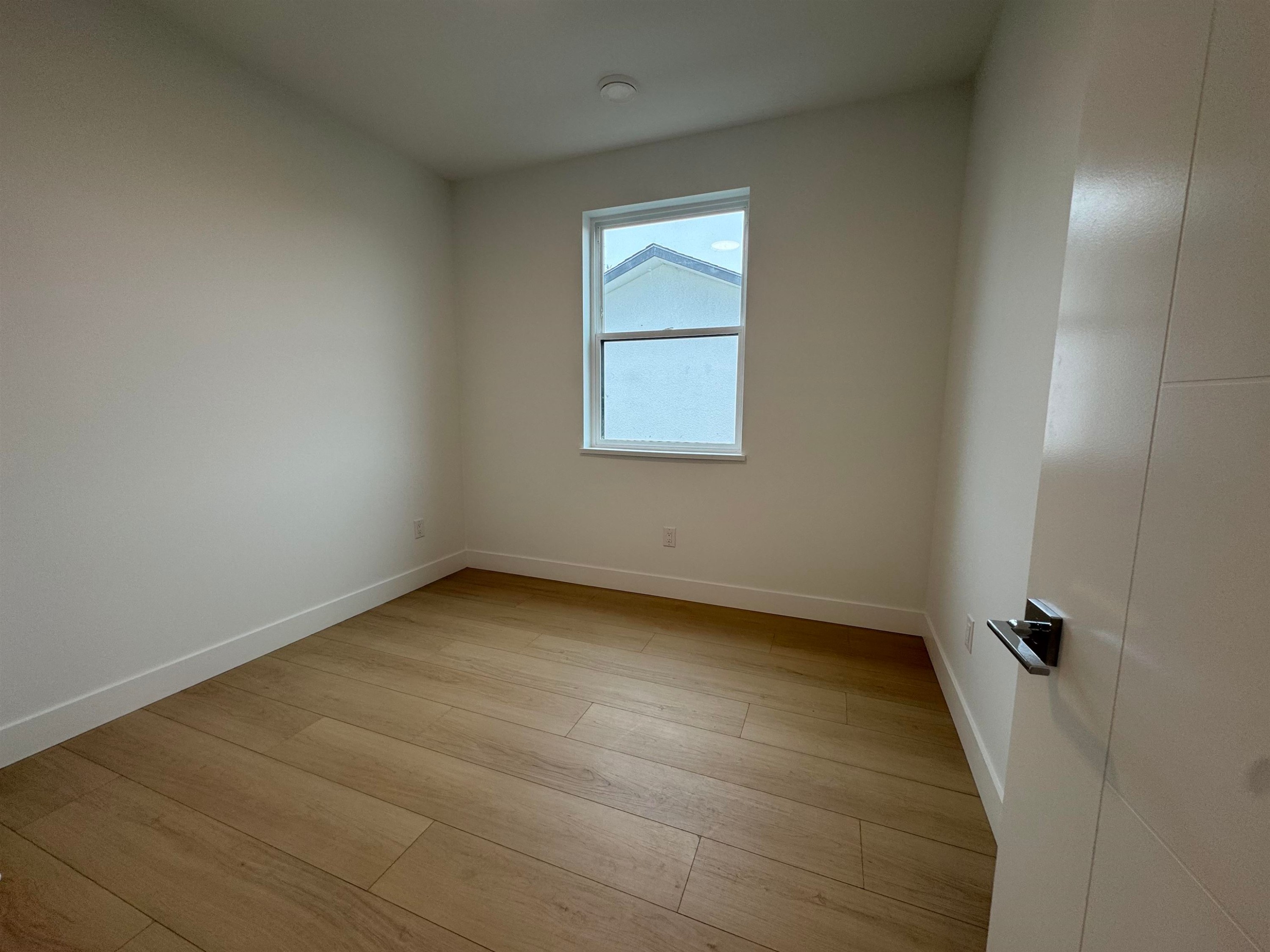 967 52A Street, Delta, BC
