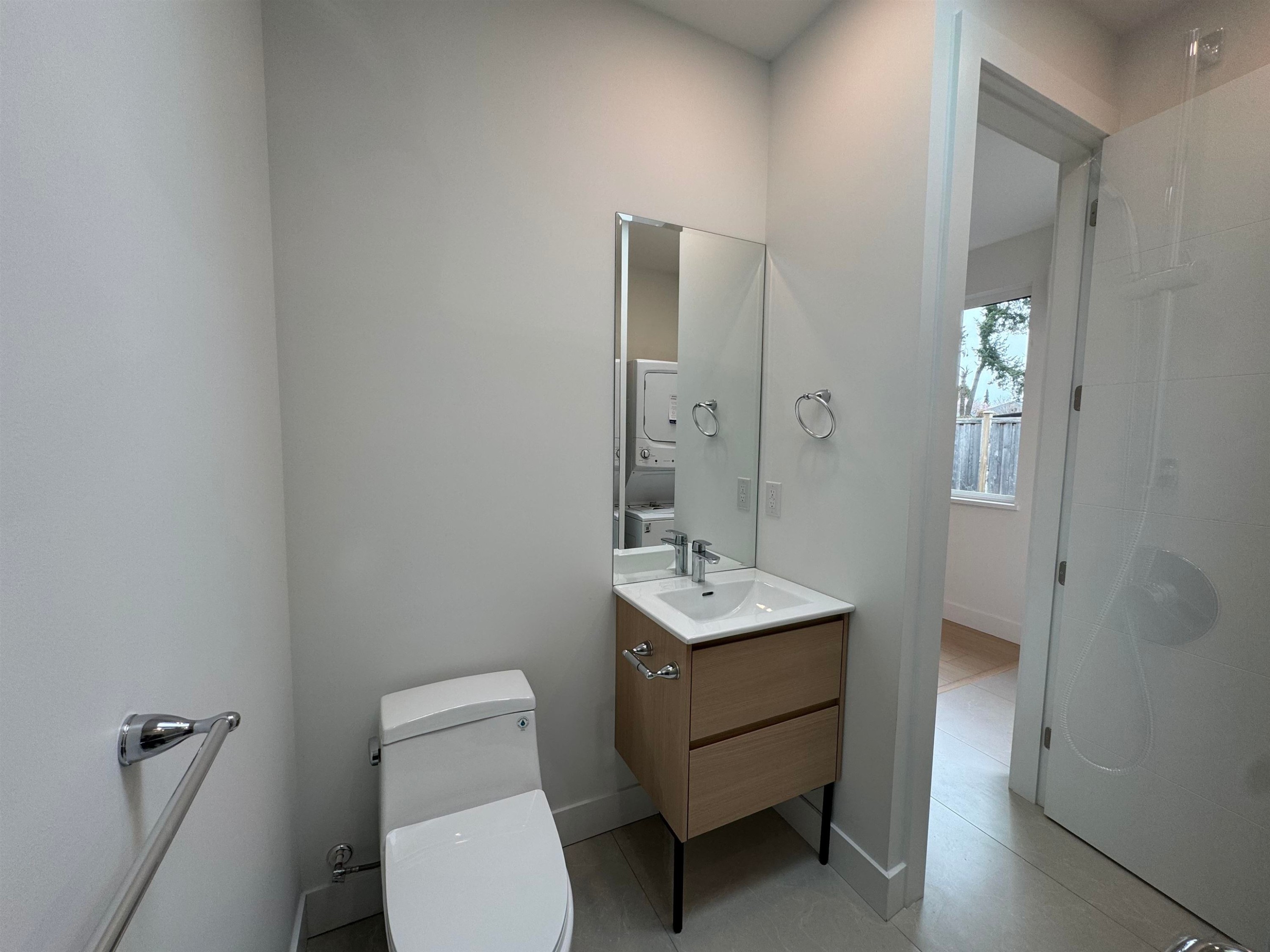 967 52A Street, Delta, BC