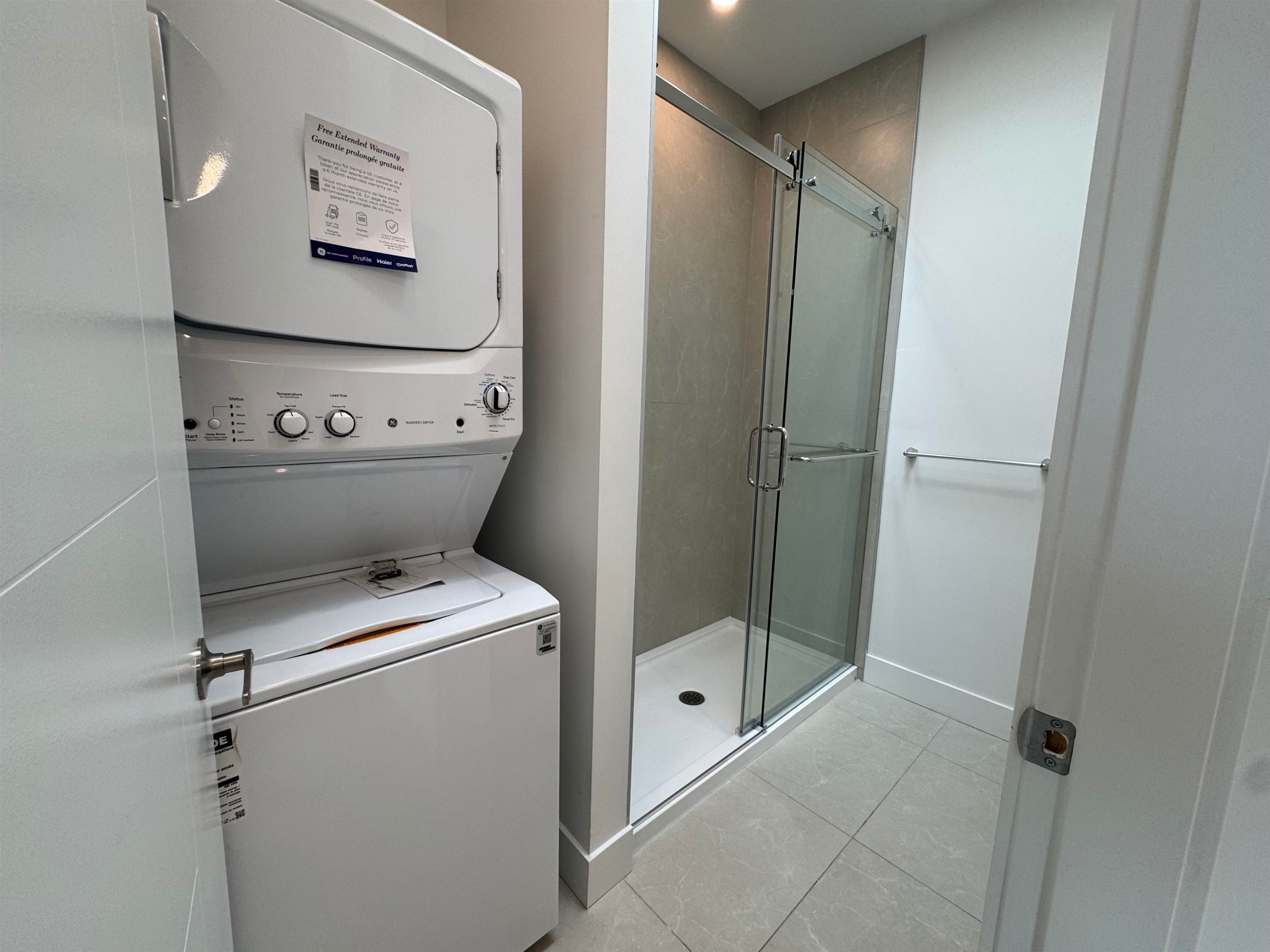967 52A Street, Delta, BC