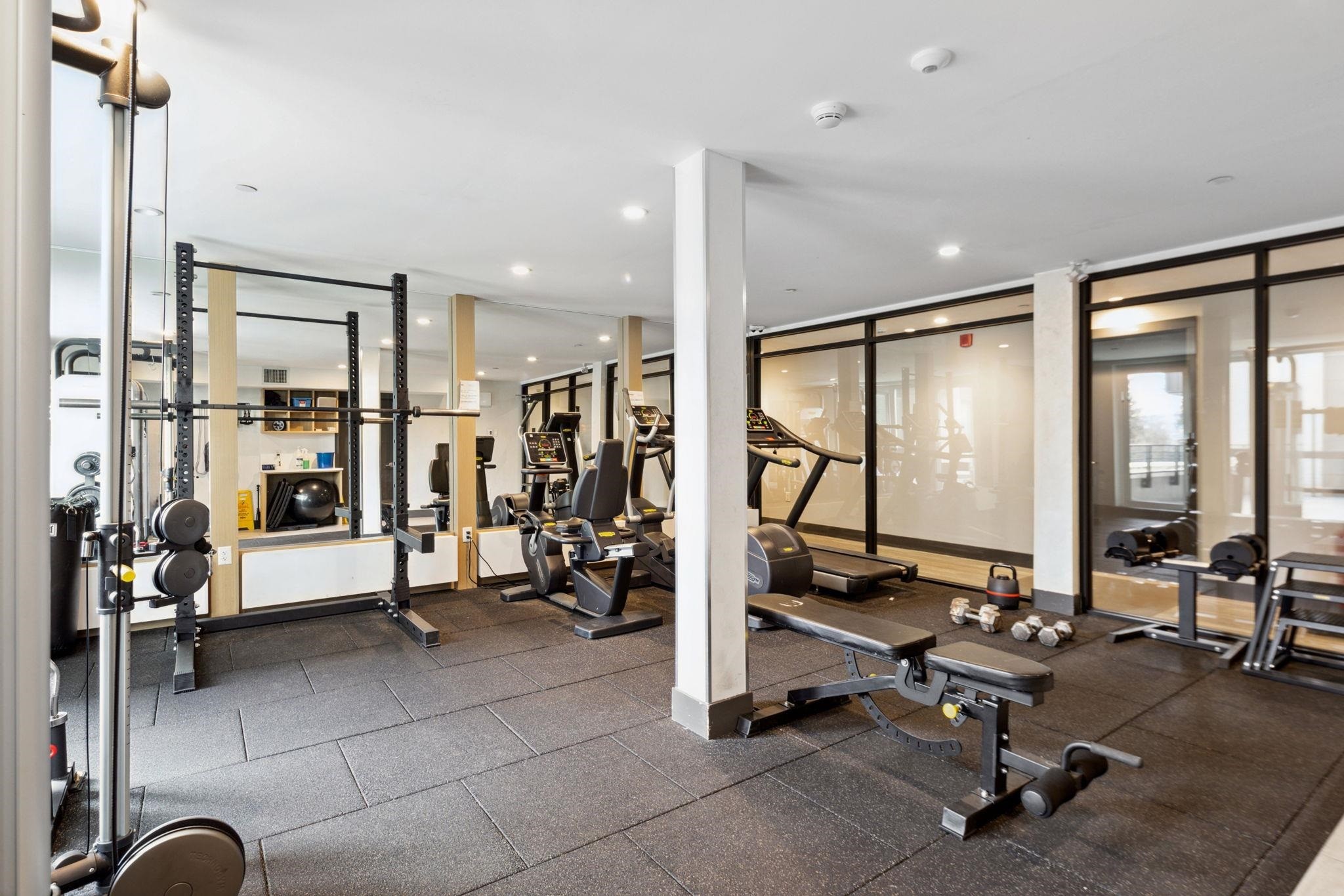 201-707 3Rd Street E, North Vancouver, BC