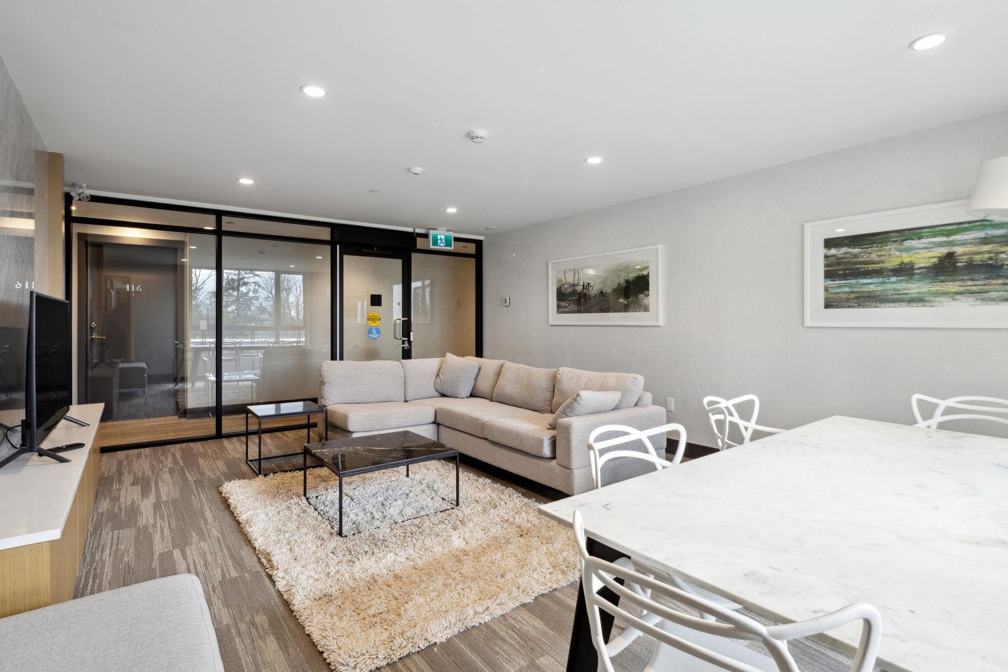 201-707 3Rd Street E, North Vancouver, BC