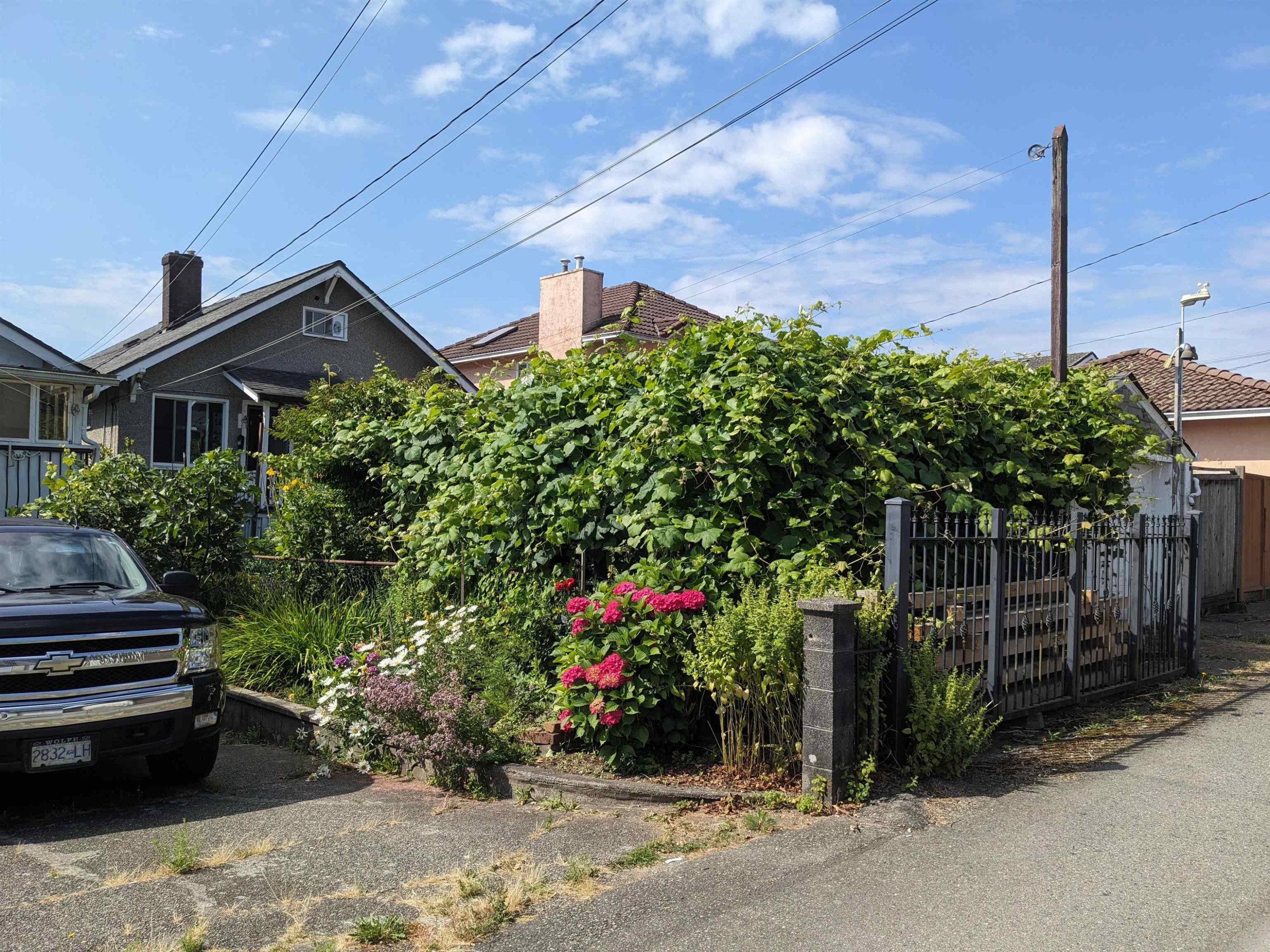 2867 Georgia Street E, Vancouver, BC