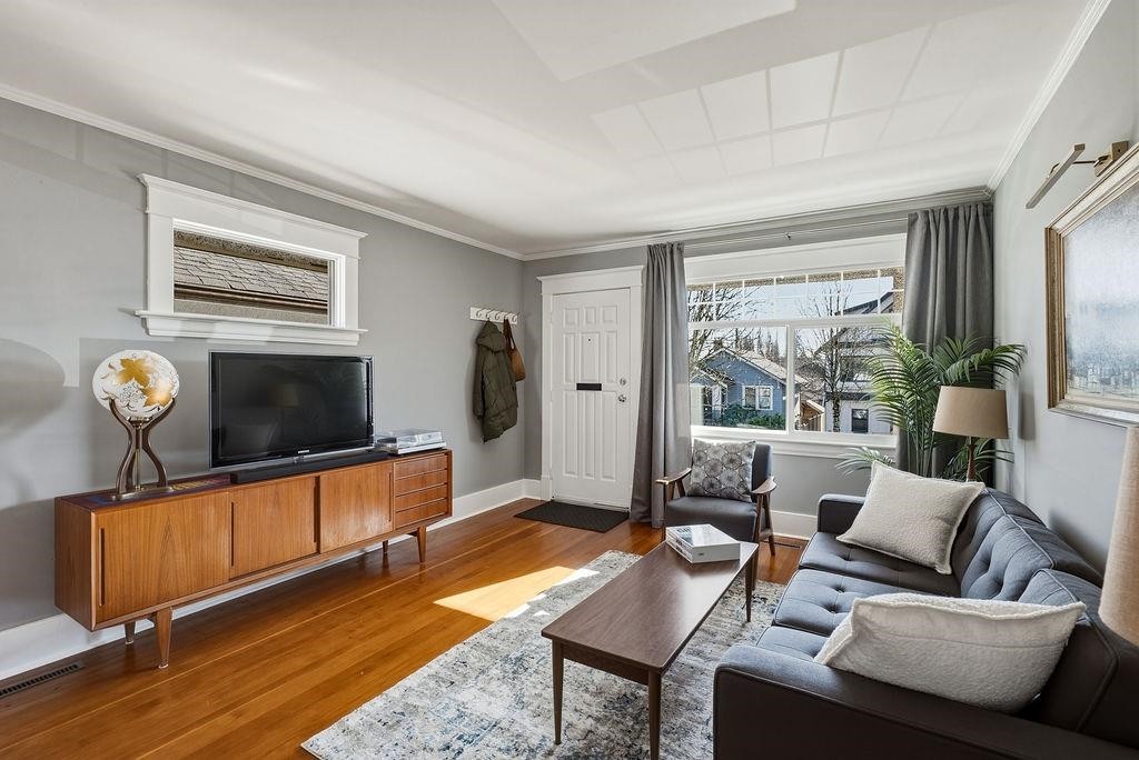 2867 Georgia Street E, Vancouver, BC