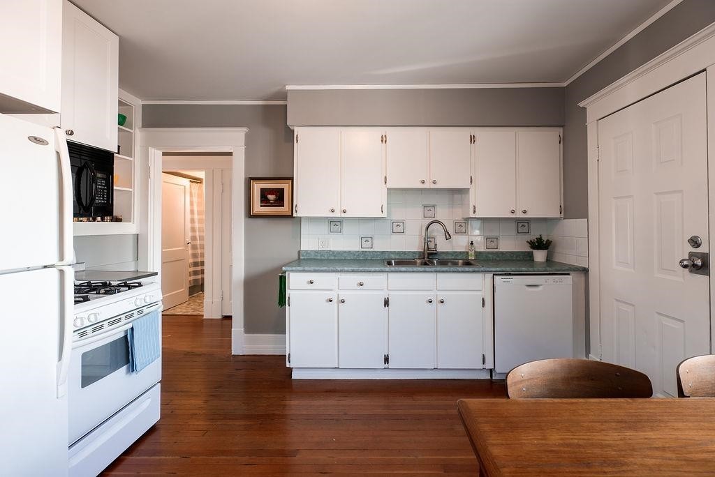 2867 Georgia Street E, Vancouver, BC