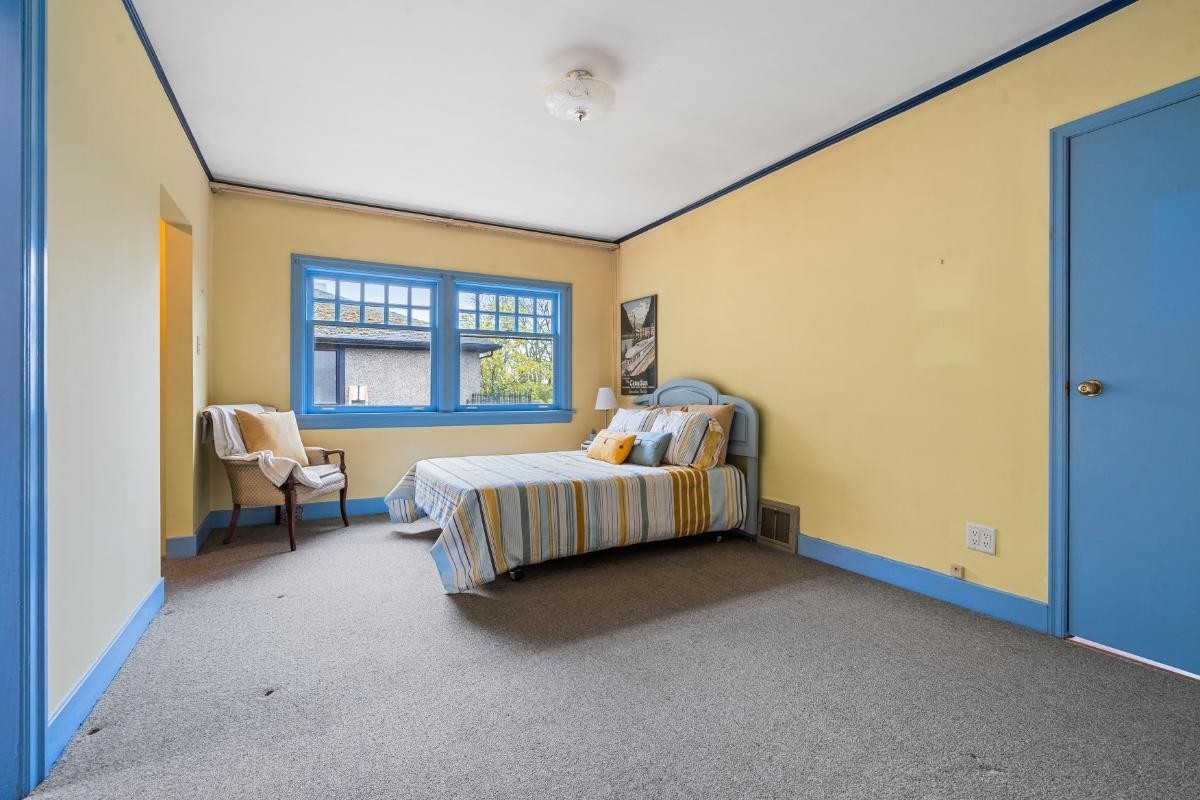 5584 Maple Street, Vancouver, BC