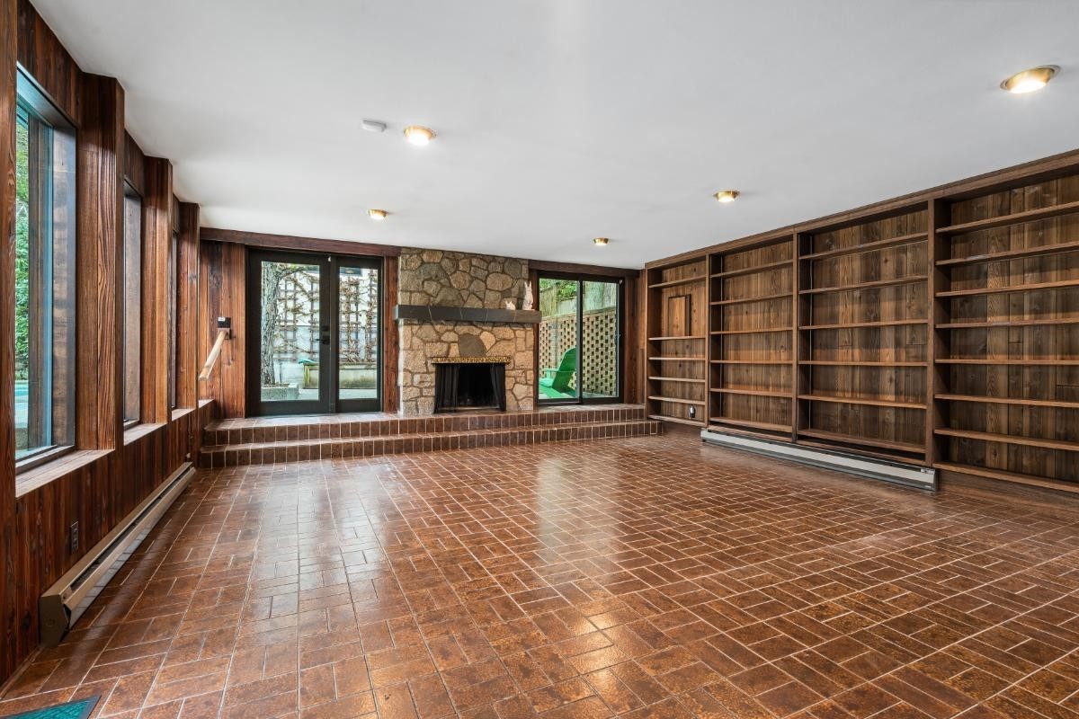 5584 Maple Street, Vancouver, BC