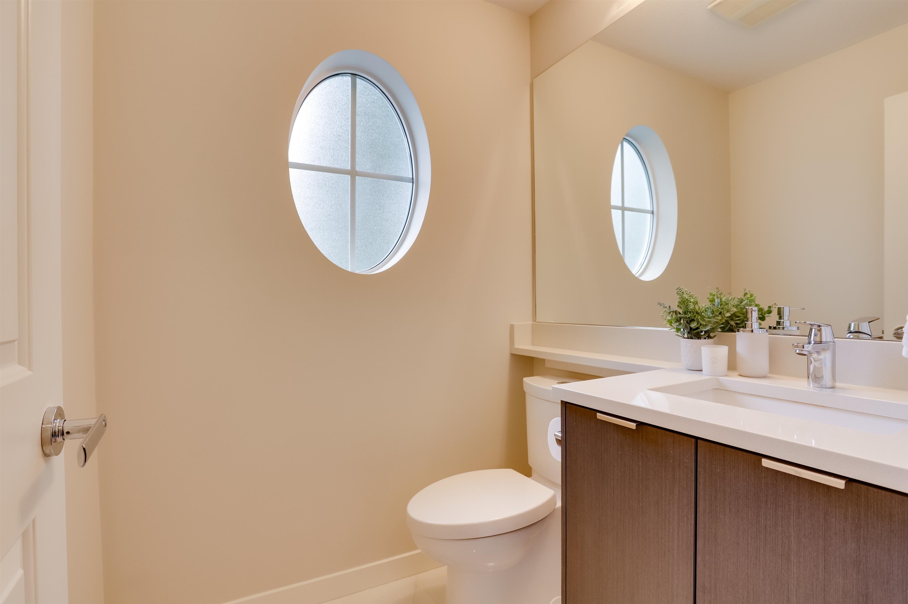 30-5510 Admiral Way, Delta, BC