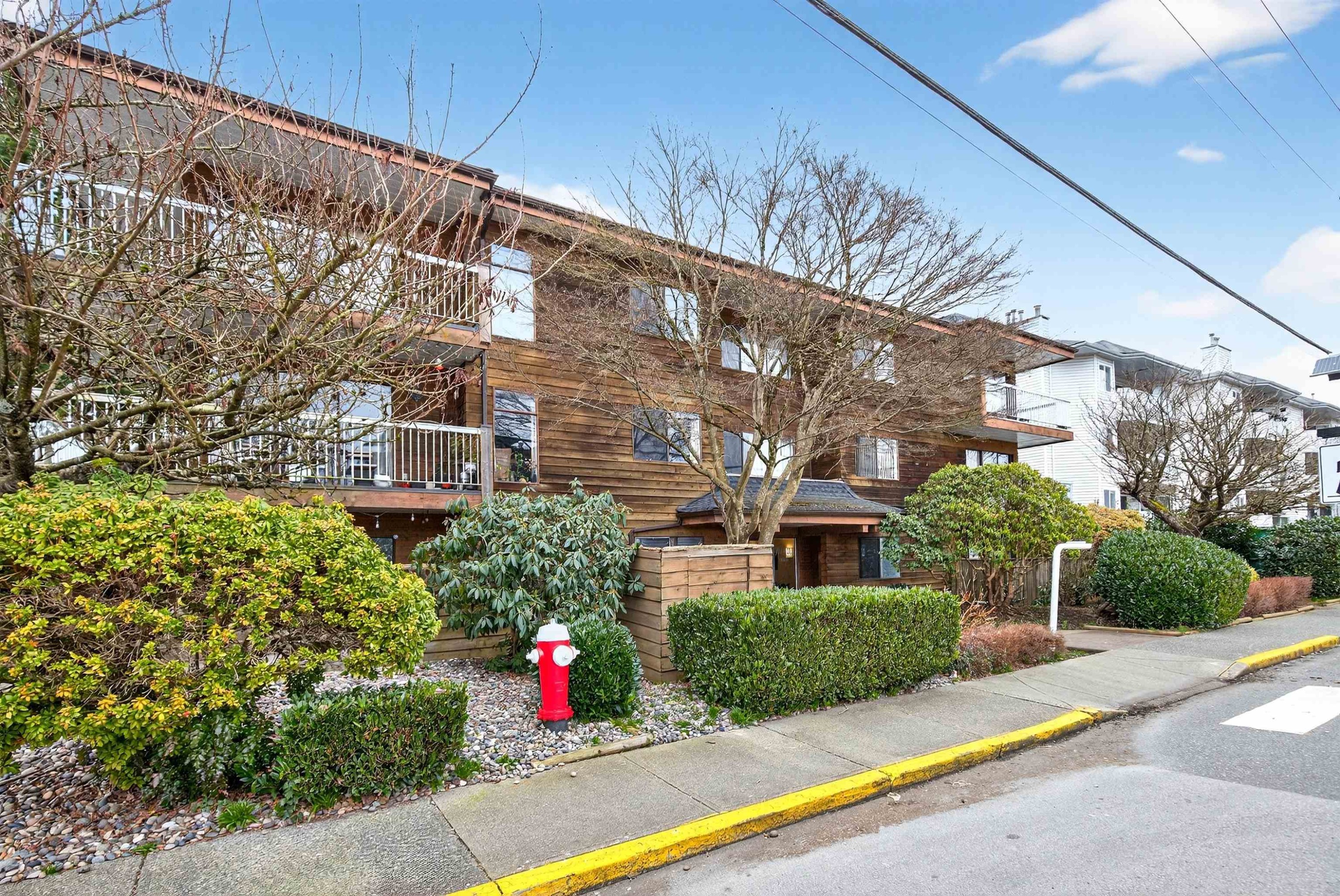 208-11957 223 Street, Maple Ridge, BC