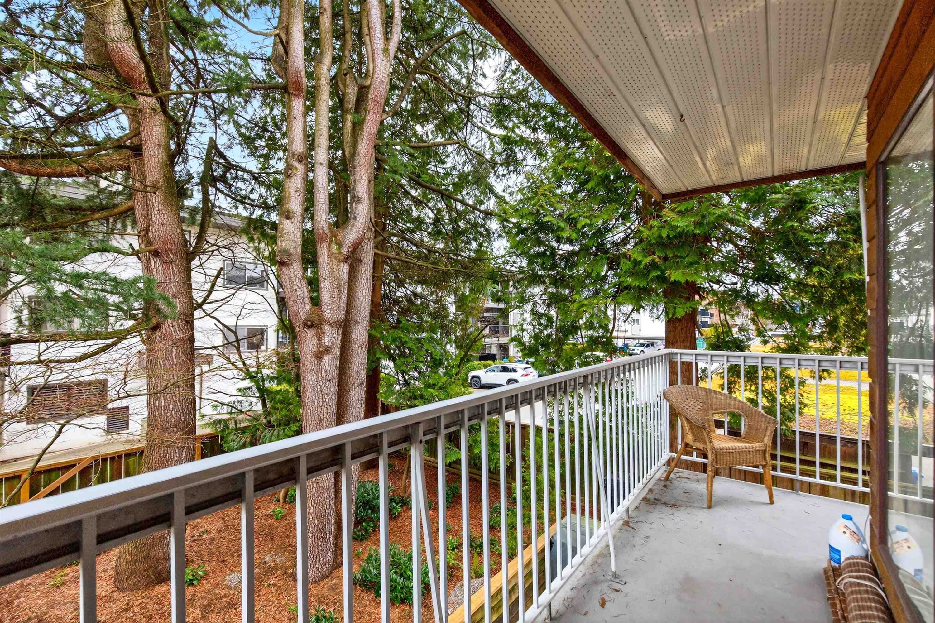 208-11957 223 Street, Maple Ridge, BC