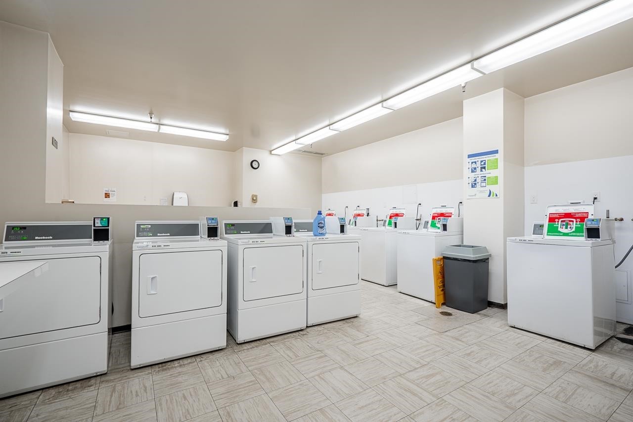 1404-4160 Sardis Street, Burnaby, BC